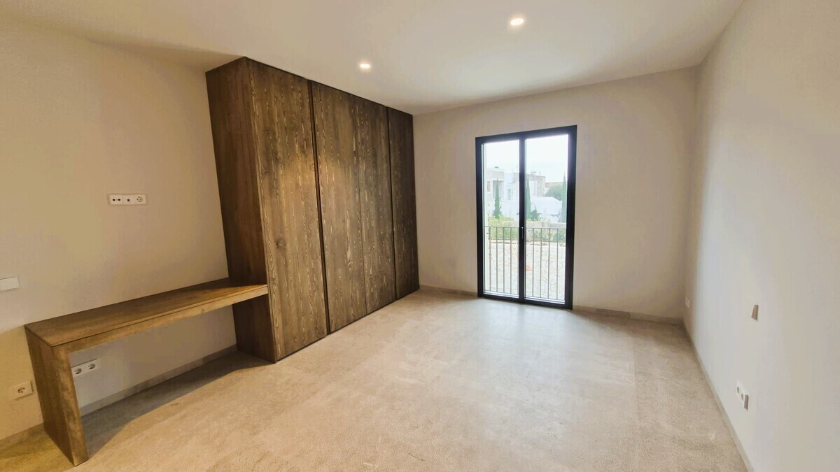 10 Bedroom 3
