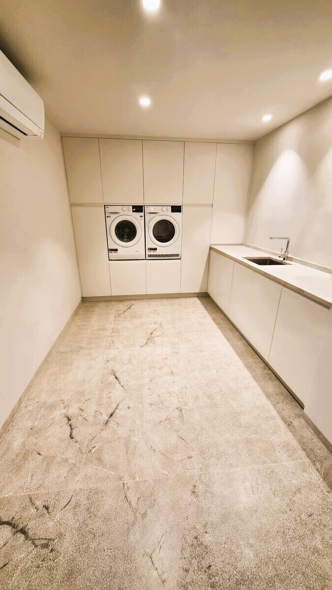 23 Laundry Room