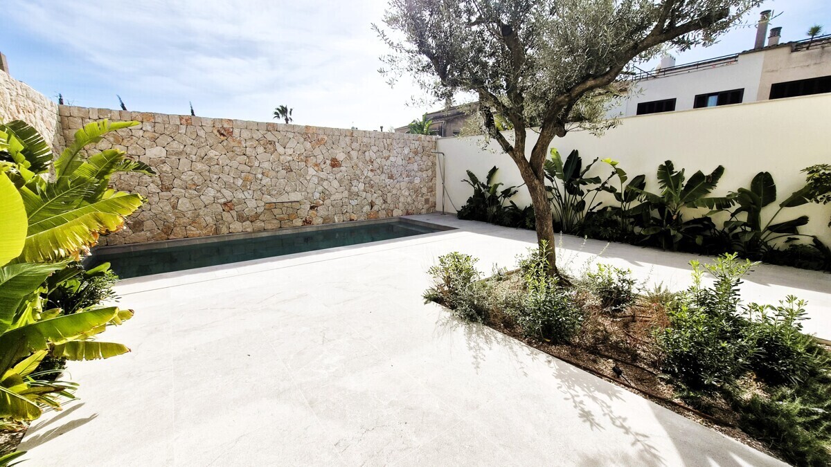 13 Terrace-Garden