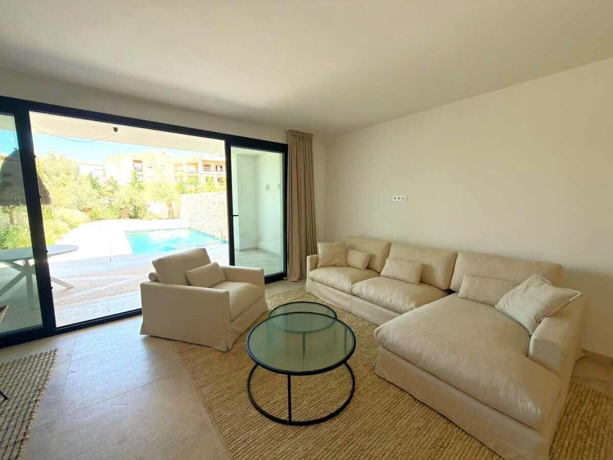 3 Living Room
