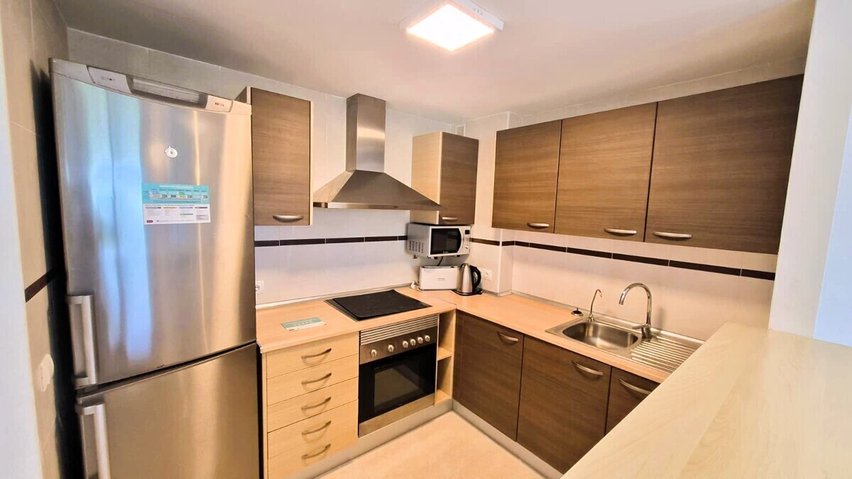 6 Kitchen
