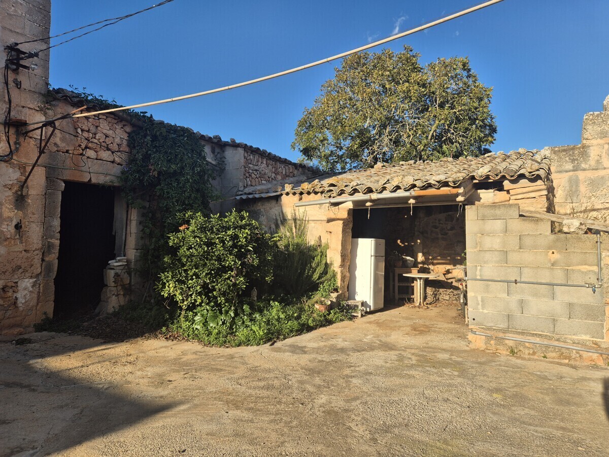 6 Exterior