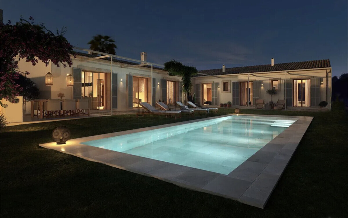 8 Pool by night