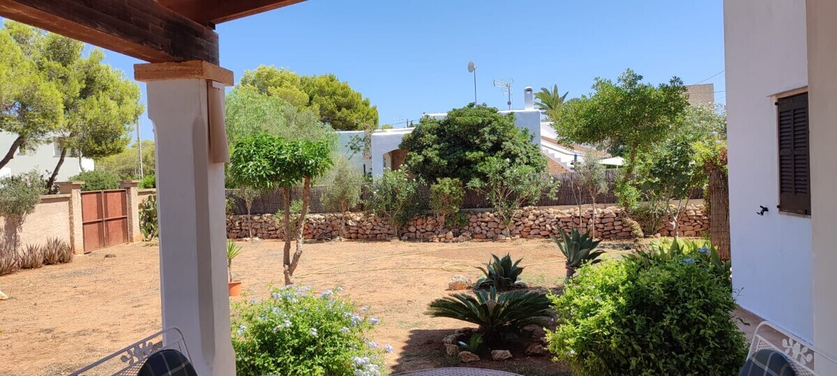 16 Garden