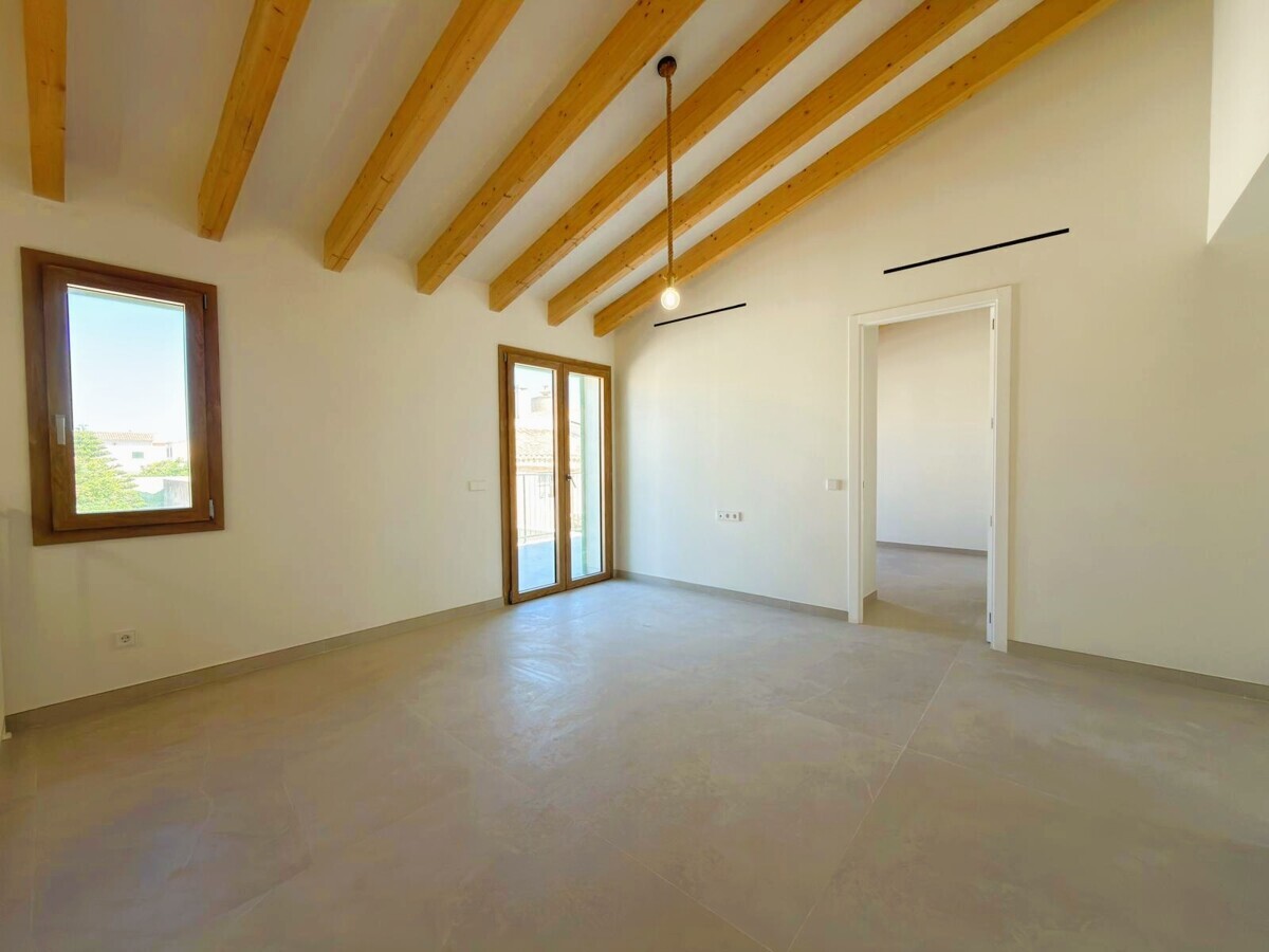 14 Bedroom
