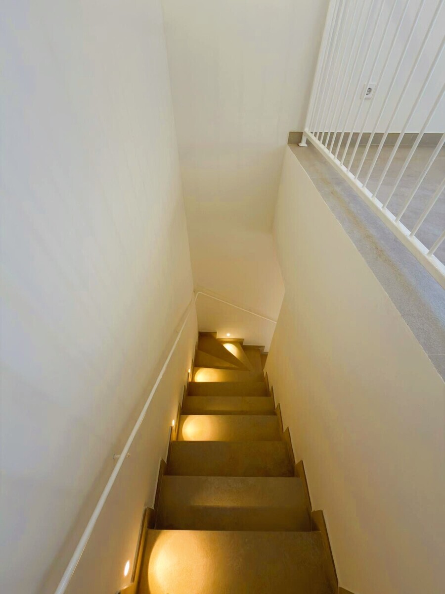 21 Stairs
