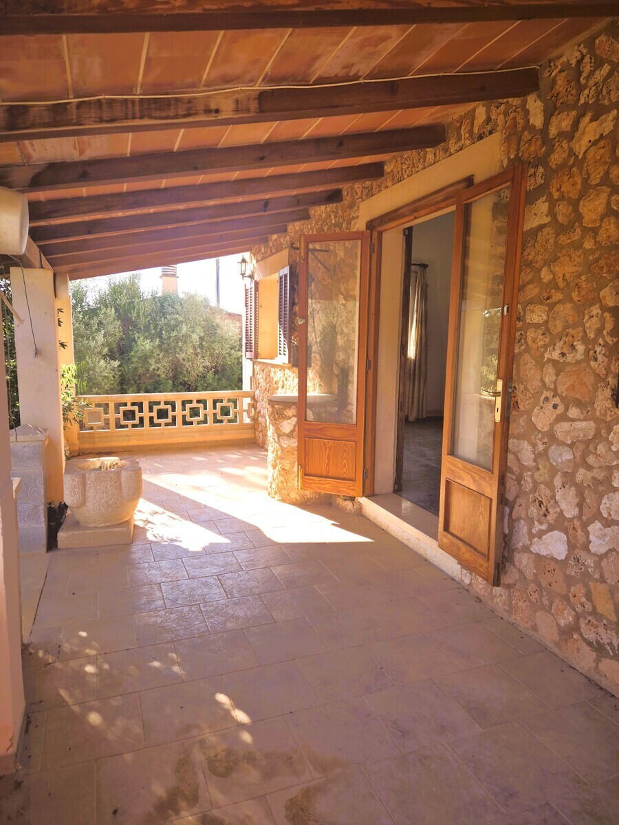 2 Entrada Exterior 1