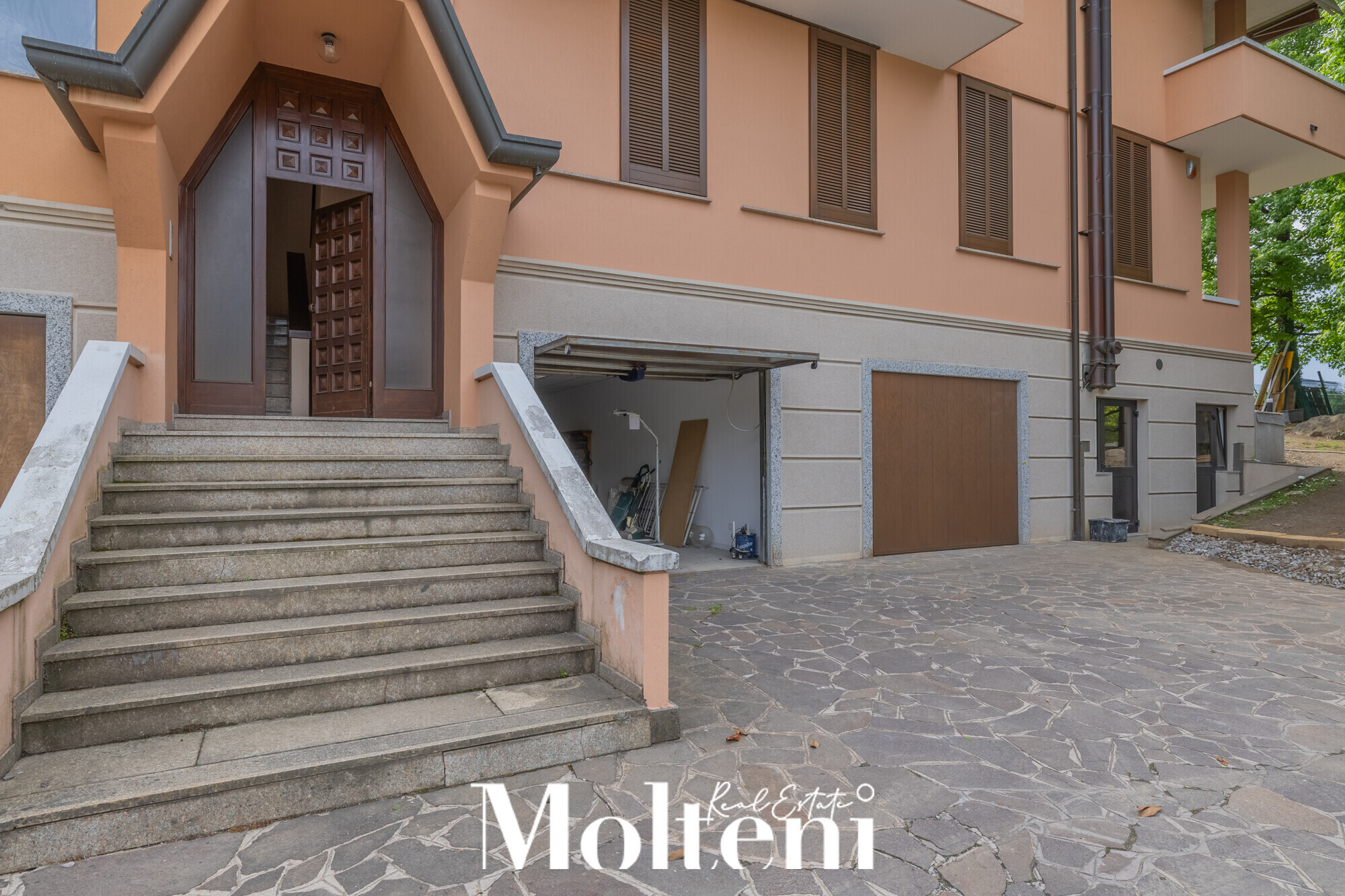 moltenirealestate_garbagnate_monastero_appartamento_apartment_forsale_vendita_terrace_terrazzo_garage_giardino (33)