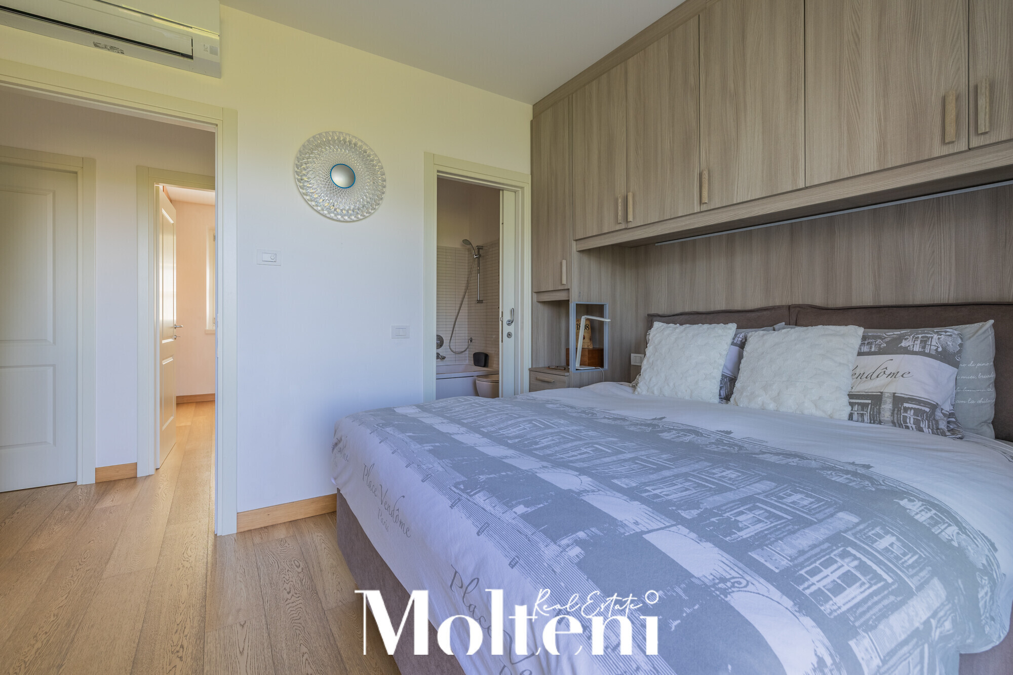 molteni_real_estate_menaggio_ vendita_forsale_appartamento_apartment_giardino-garden-vista-lago-lake-view_garage (20)