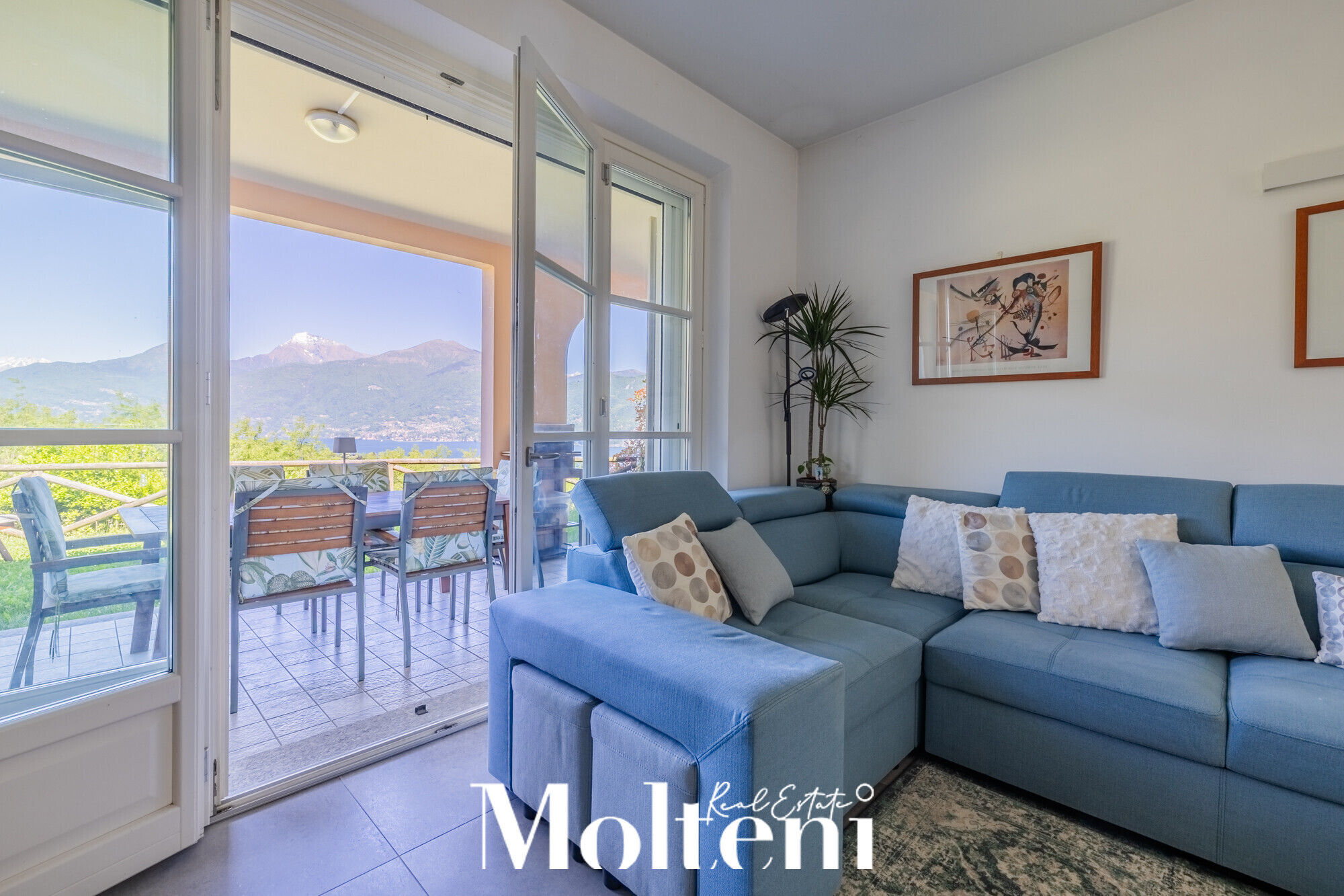 molteni_real_estate_menaggio_ vendita_forsale_appartamento_apartment_giardino-garden-vista-lago-lake-view_garage (8)