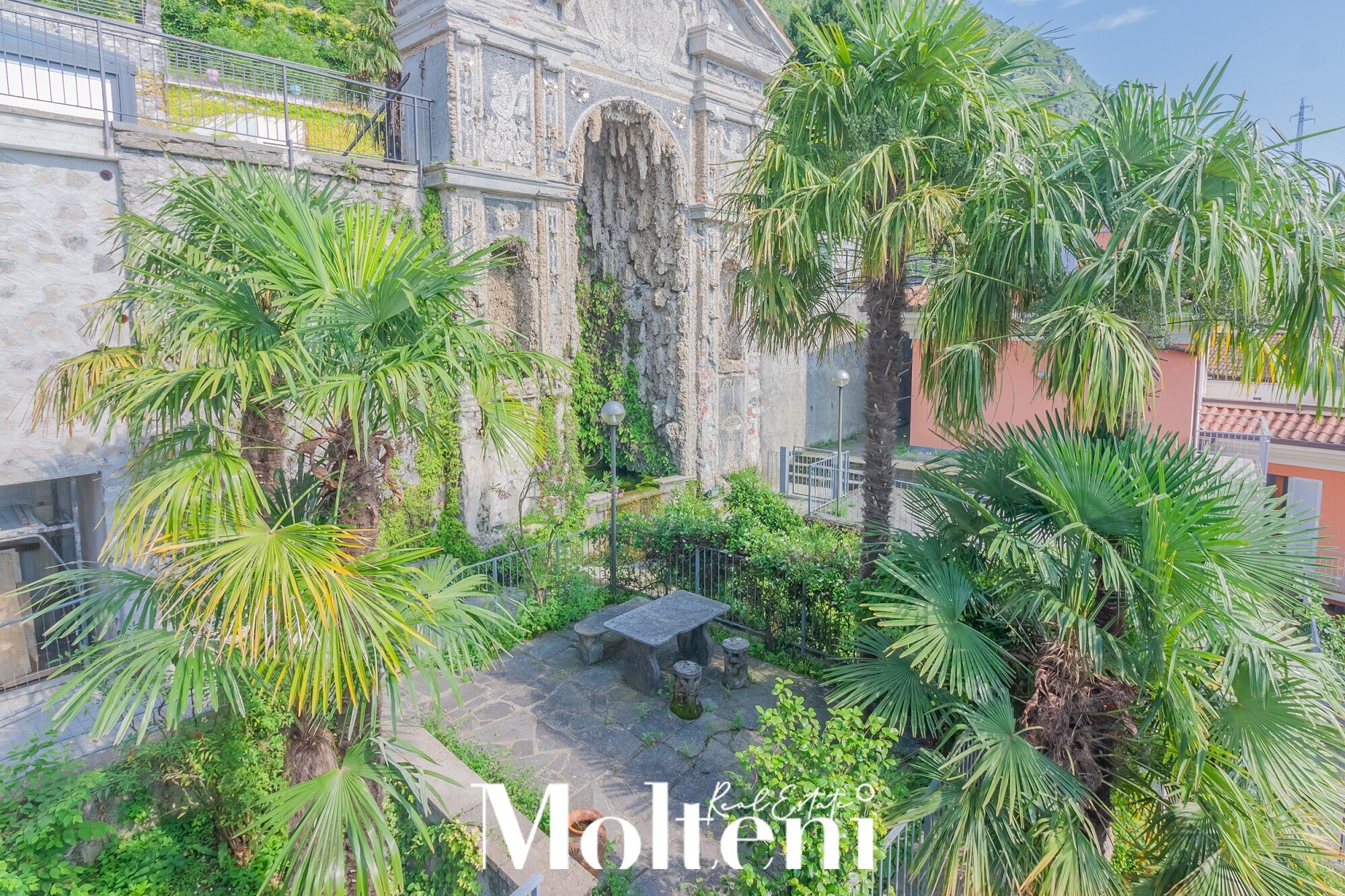 molteni_real_estate_Varenna_vendita_forsale_appartamento_apartment_garage_vista_lago_lake view (235)