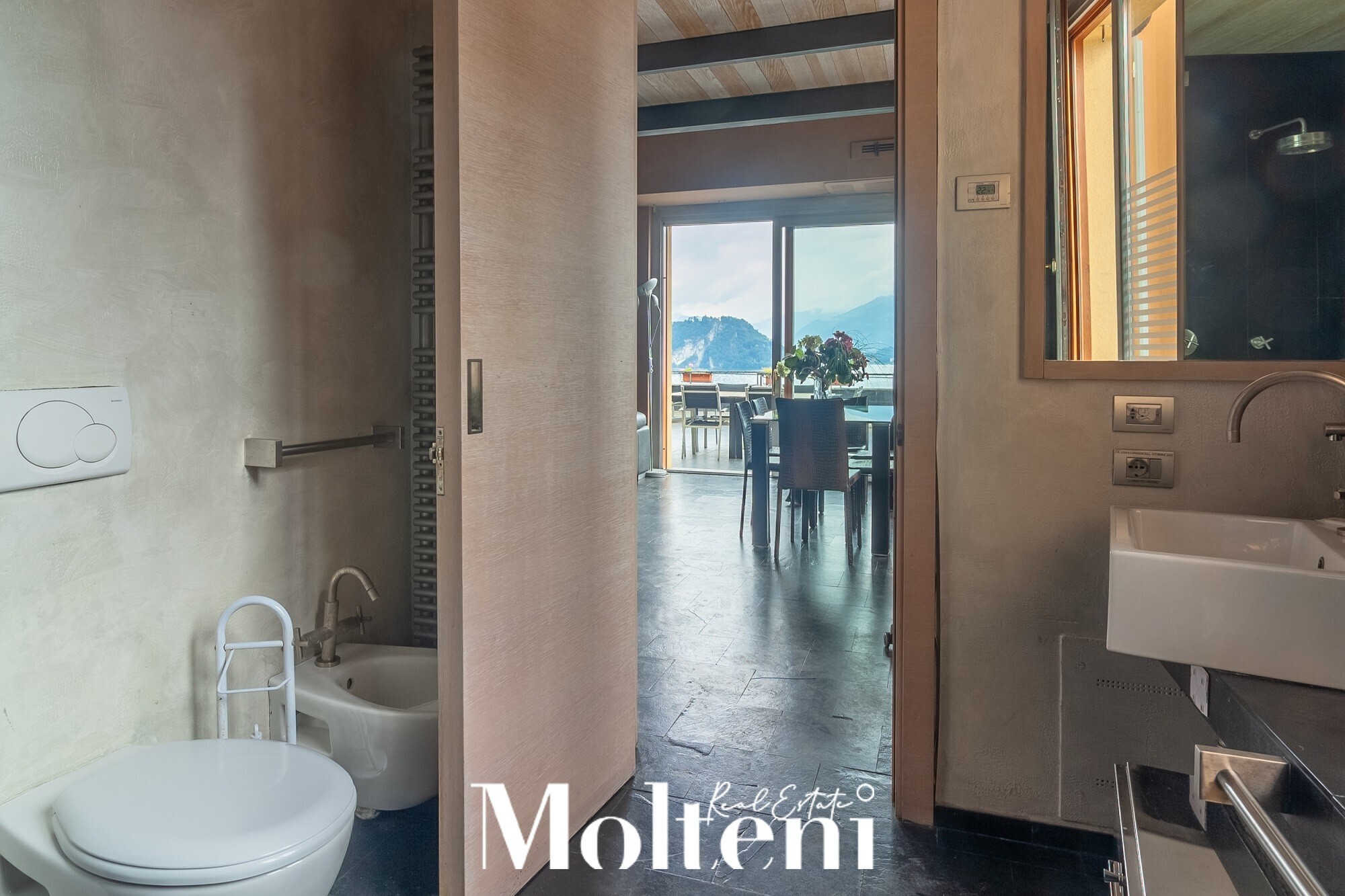molteni_real_estate_Varenna_vendita_forsale_appartamento_apartment_garage_vista_lago_lake view (221)