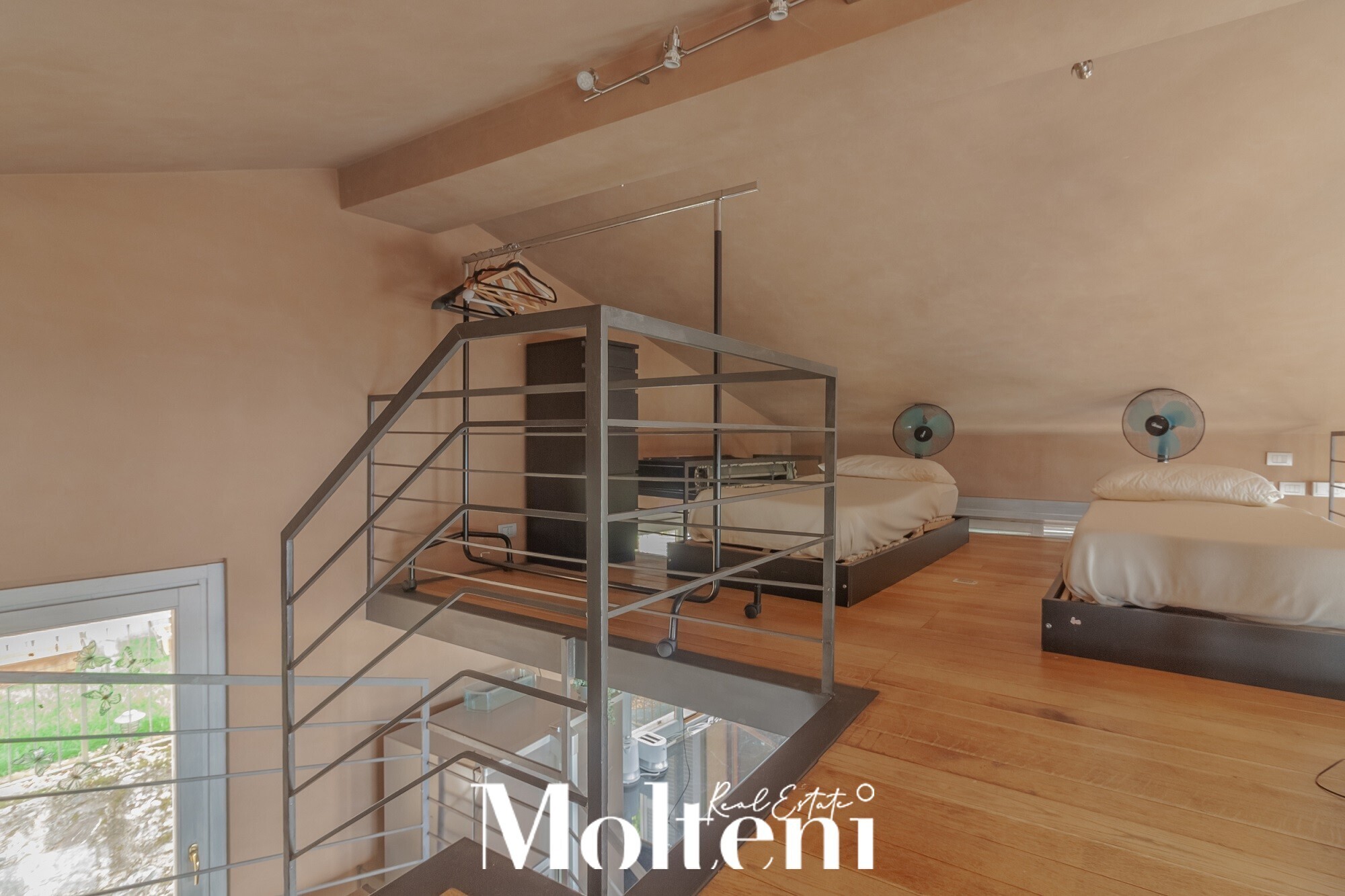 molteni_real_estate_Varenna_vendita_forsale_appartamento_apartment_garage_vista_lago_lake view (217)