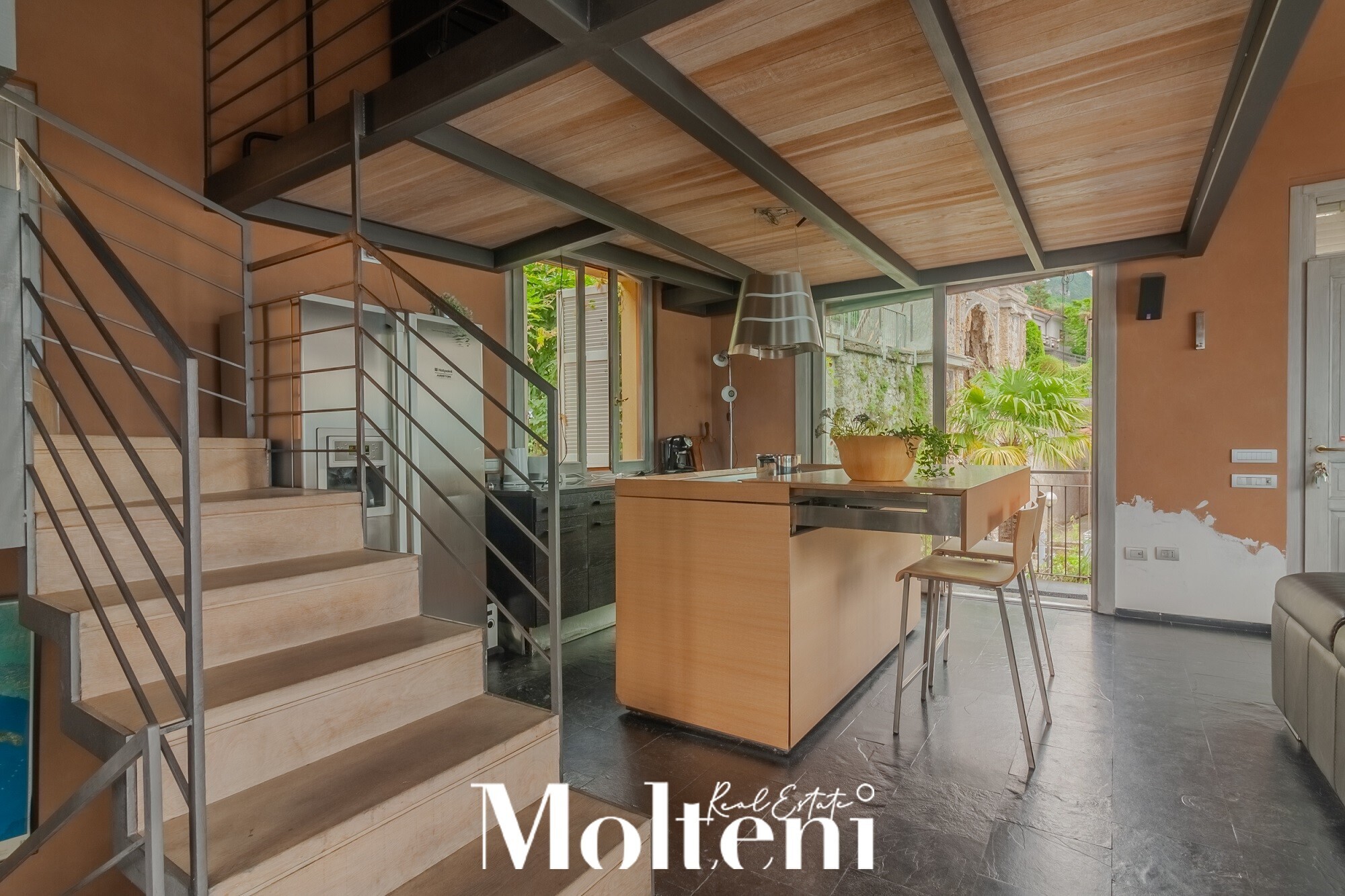 molteni_real_estate_Varenna_vendita_forsale_appartamento_apartment_garage_vista_lago_lake view (216)