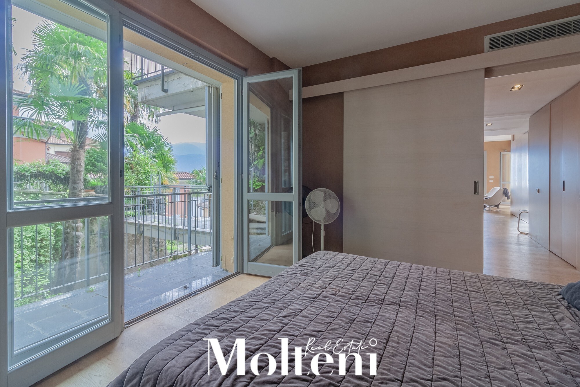 molteni_real_estate_Varenna_vendita_forsale_appartamento_apartment_garage_vista_lago_lake view (18)