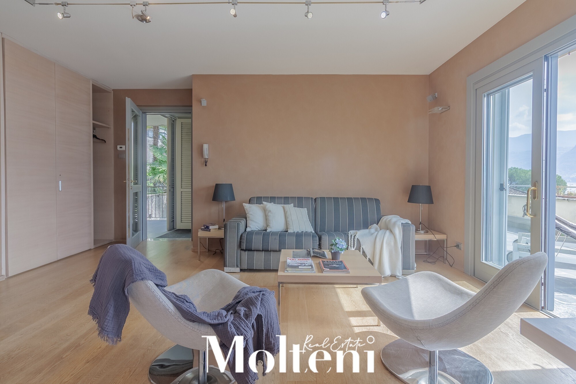 molteni_real_estate_Varenna_vendita_forsale_appartamento_apartment_garage_vista_lago_lake view (2)