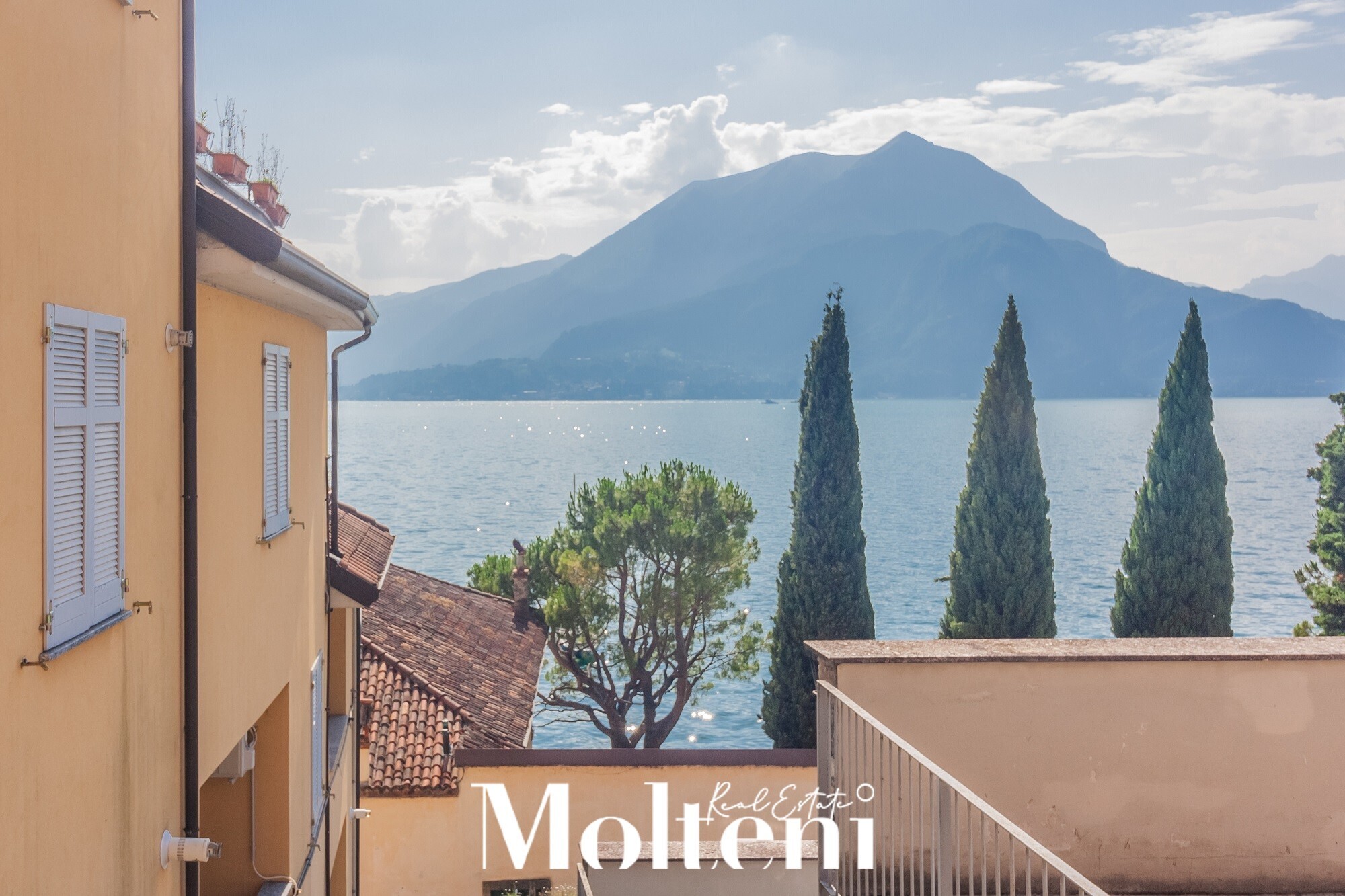 molteni_real_estate_Varenna_vendita_forsale_appartamento_apartment_garage_vista_lago_lake view (32)