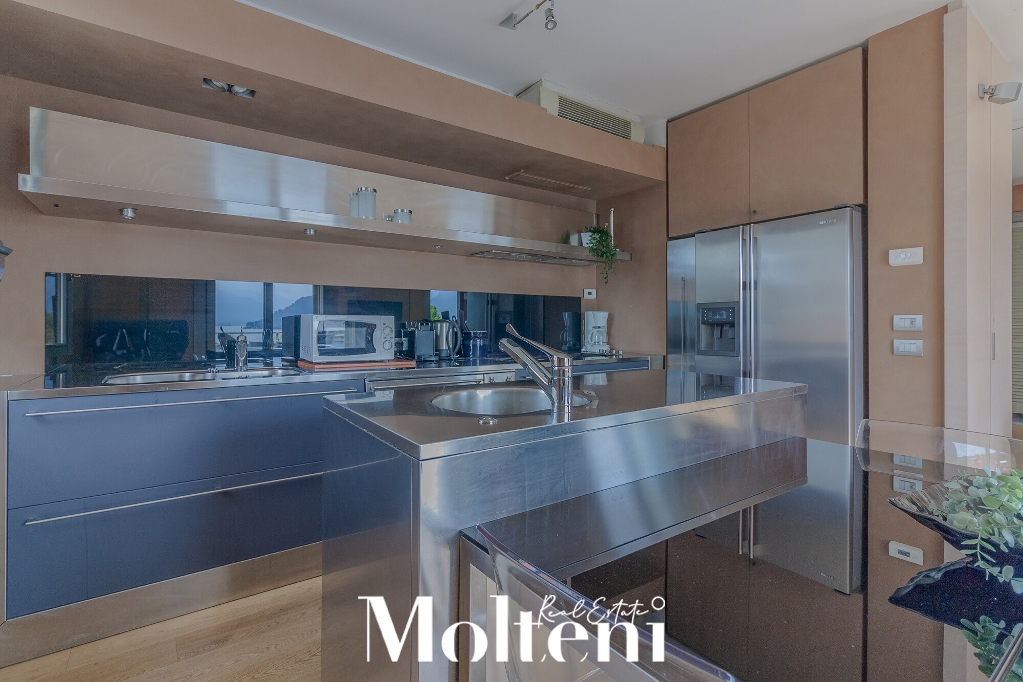 molteni_real_estate_Varenna_vendita_forsale_appartamento_apartment_garage_vista_lago_lake view (16)