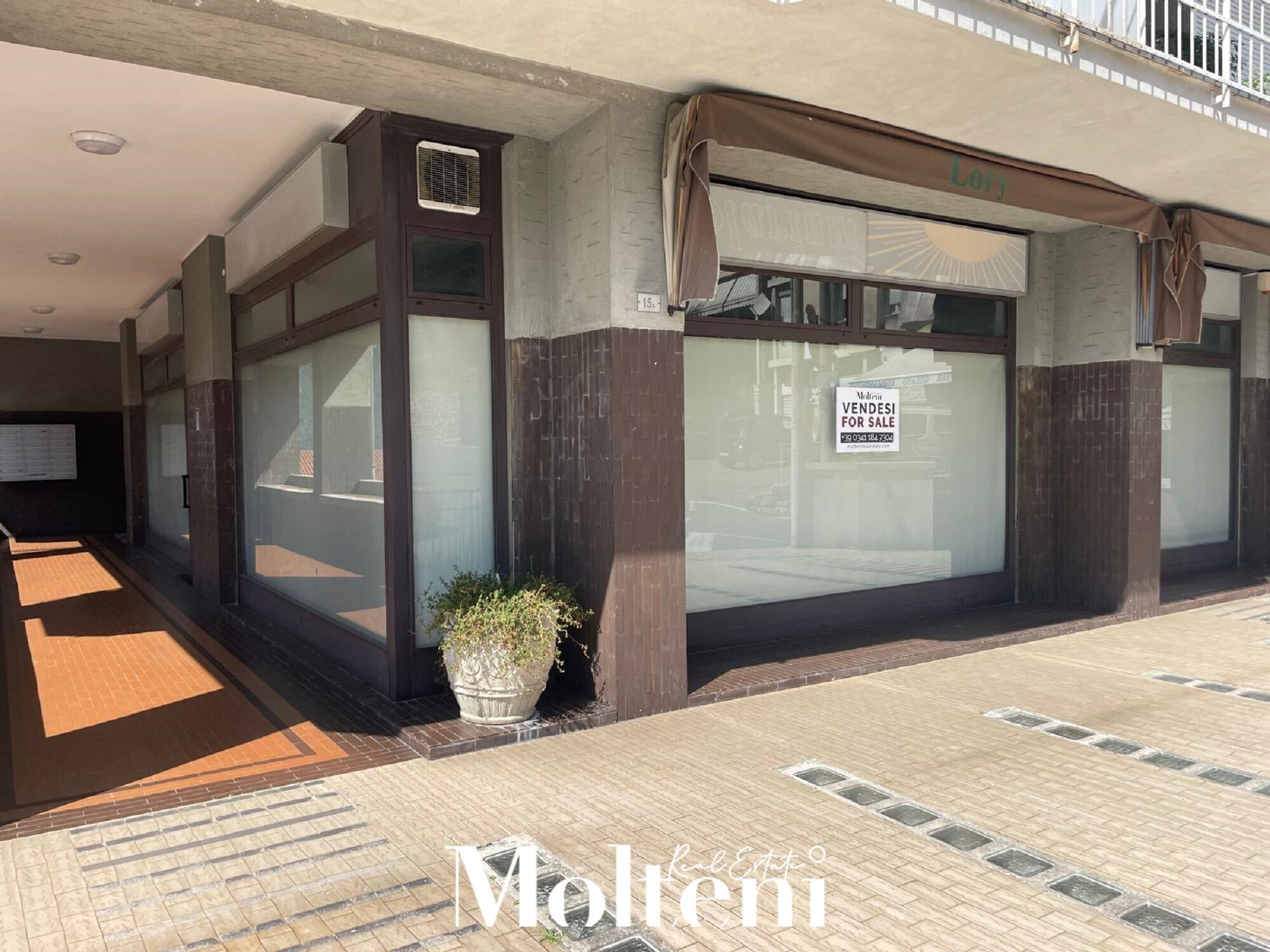 molteni_real_estate_mandello_del_lario_vendita_forsale_negozio_shop (4)