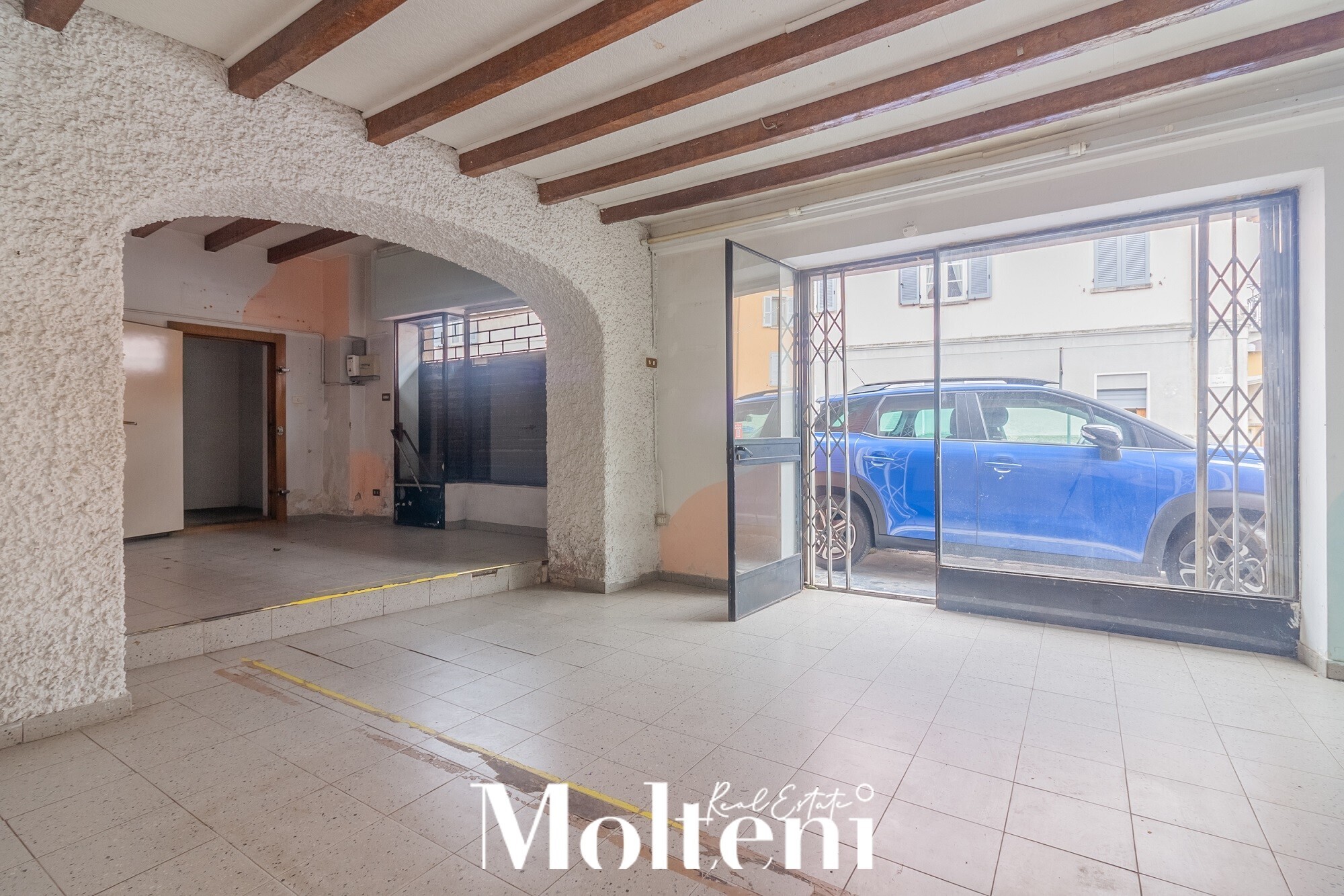 molteni_real_estate_mandello_del_lario_vendita_forsale_casa_indipendente_independent_house_locale_commerciale_lakecomo (23)