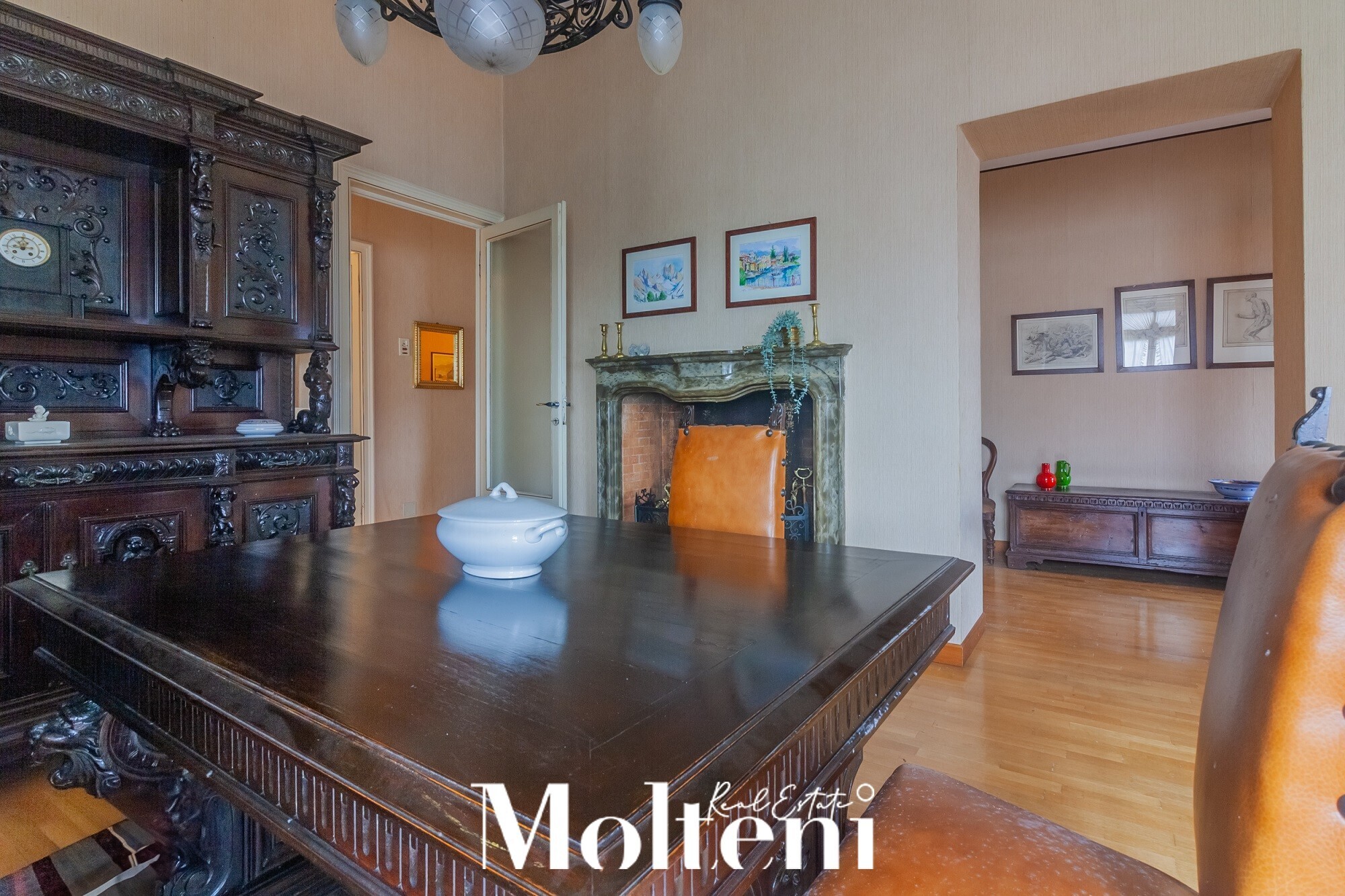 molteni-real-estate-vendrogno-appartamenti-apartments-vendesi-for-sale-garage (16)