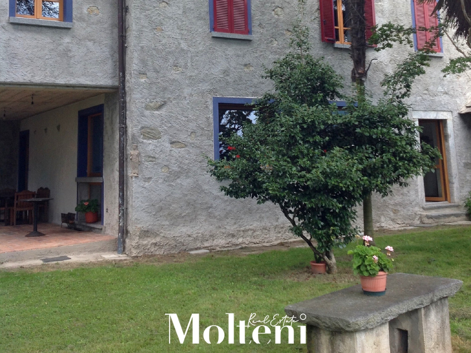 traona-molteni-real-estate (11)