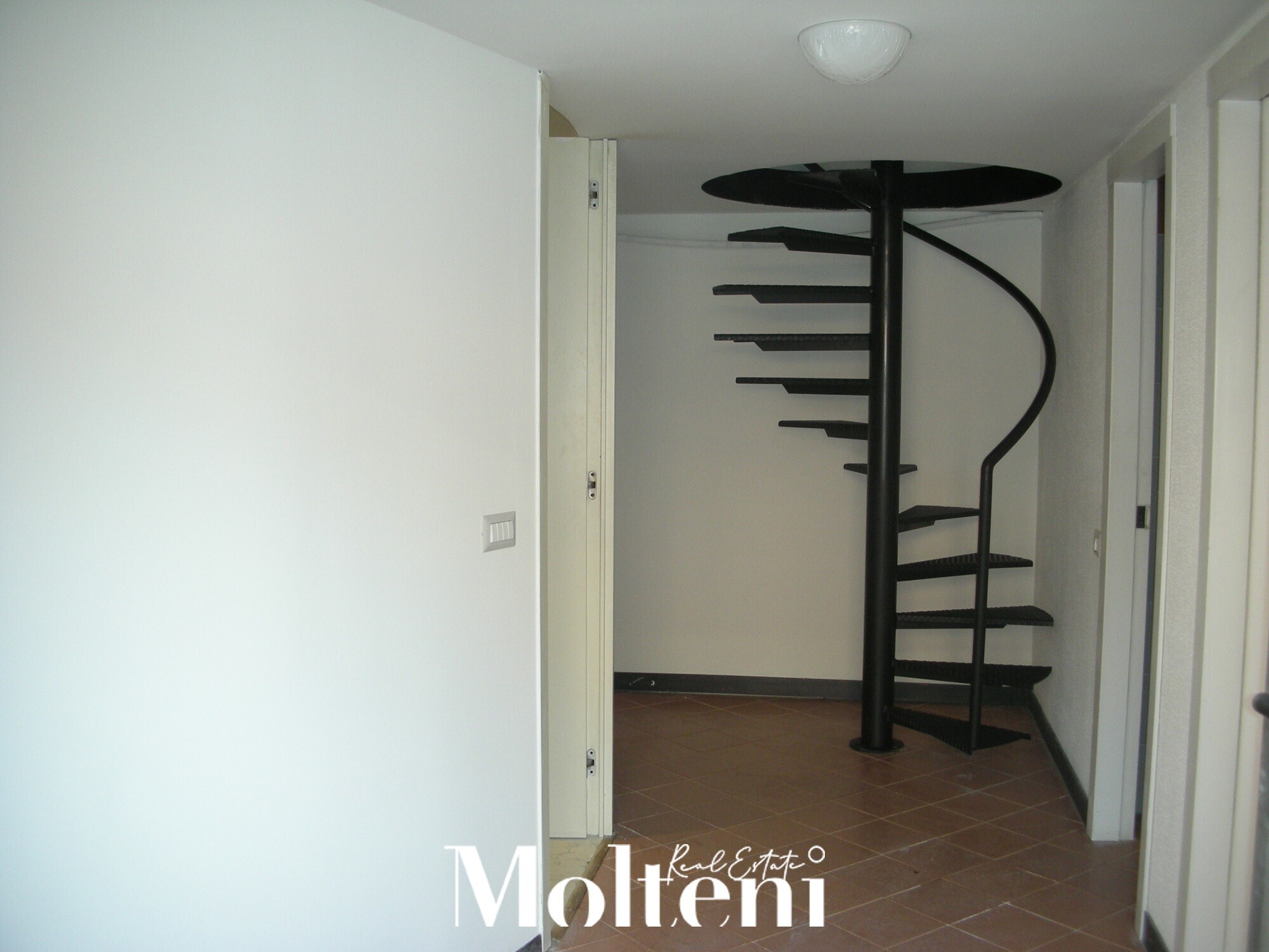 molteni-immobiliare-affitto-rent-negozio-store(10)