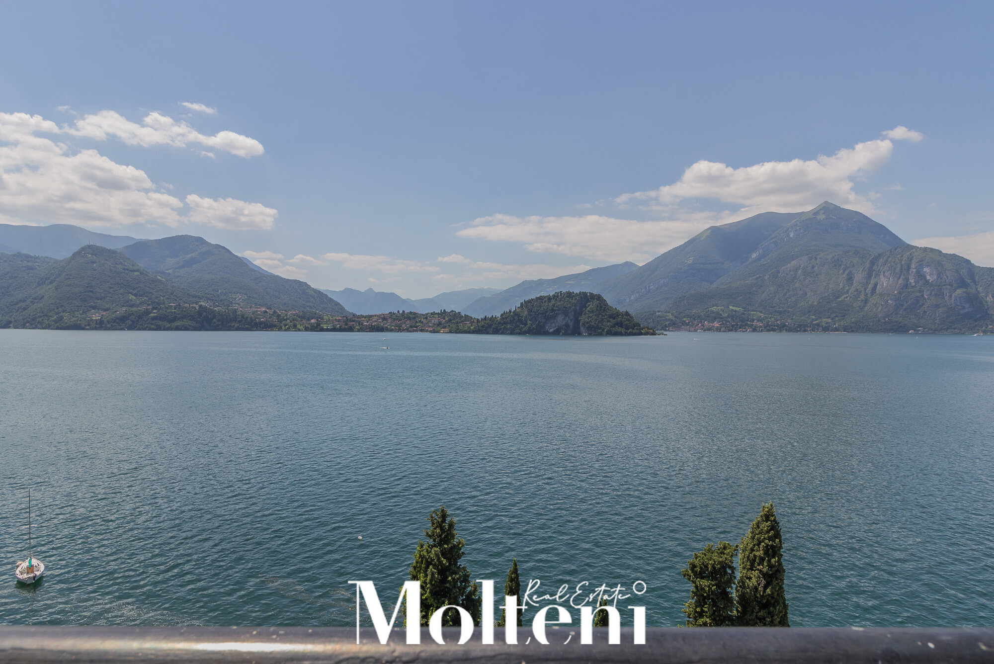 molteni-immobiliare-real-estate-varenna-villa-indipendente-con-darsena-privata-vista-lago-como-lake-villa-for-sale-private-dock-varenna (39)