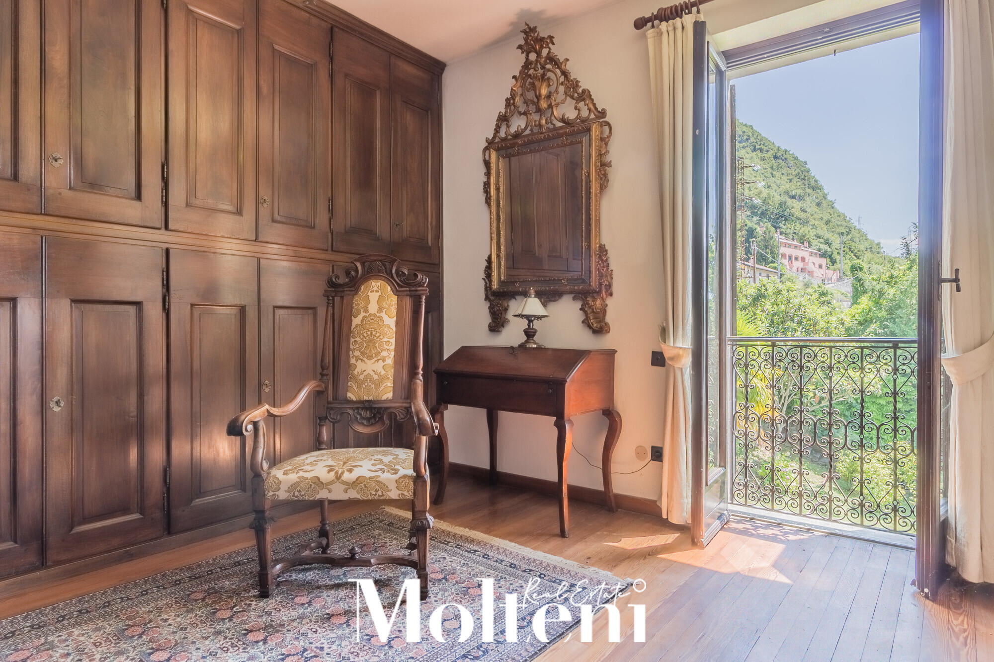 molteni-immobiliare-real-estate-varenna-villa-indipendente-con-darsena-privata-vista-lago-como-lake-villa-for-sale-private-dock-varenna (35)