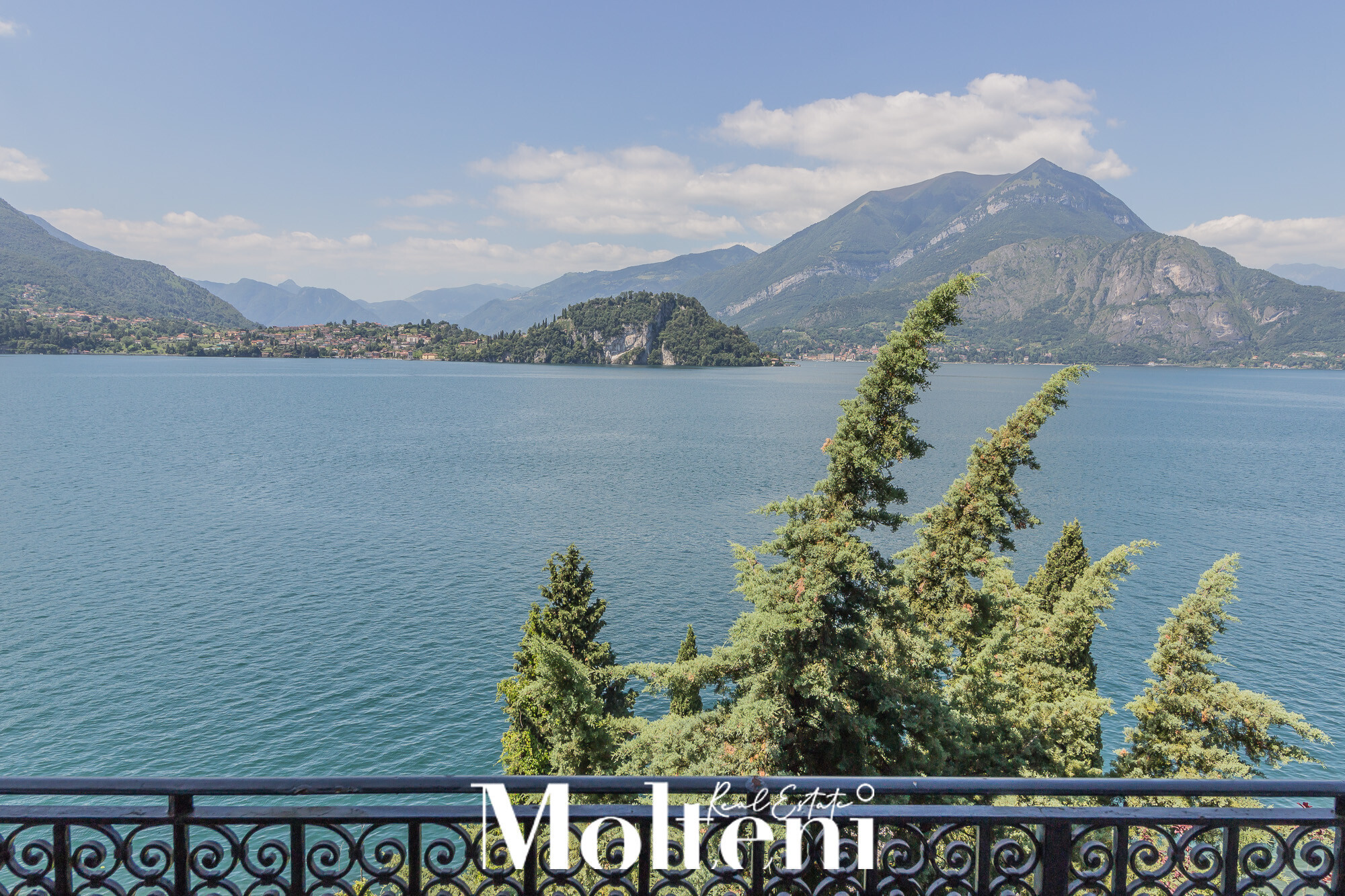 molteni-immobiliare-real-estate-varenna-villa-indipendente-con-darsena-privata-vista-lago-como-lake-villa-for-sale-private-dock-varenna (21)