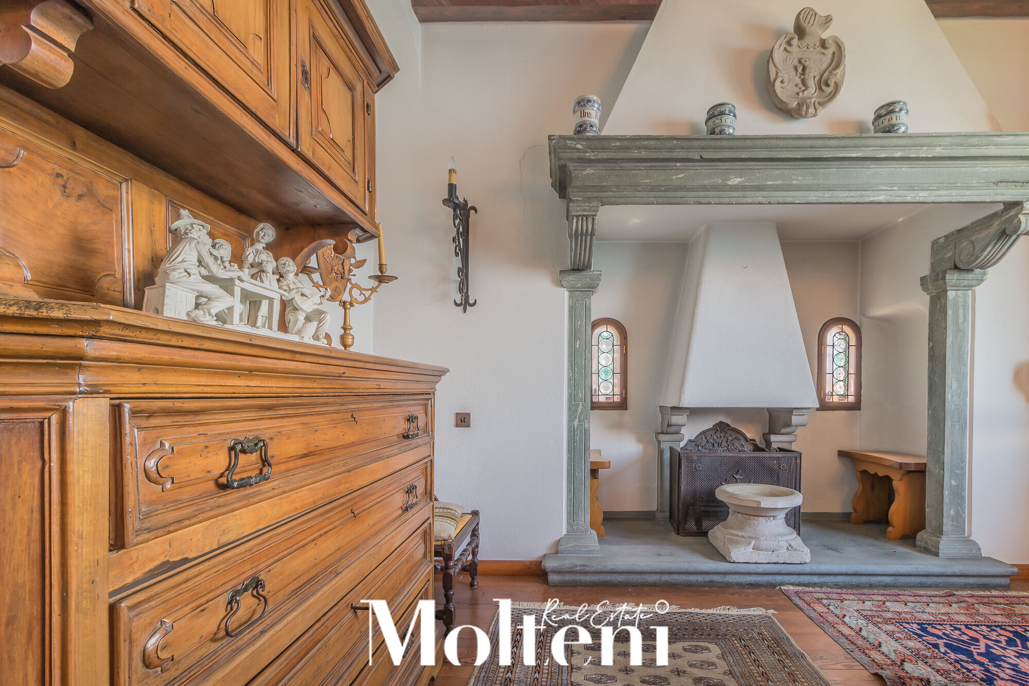 molteni-immobiliare-real-estate-varenna-villa-indipendente-con-darsena-privata-vista-lago-como-lake-villa-for-sale-private-dock-varenna (16)
