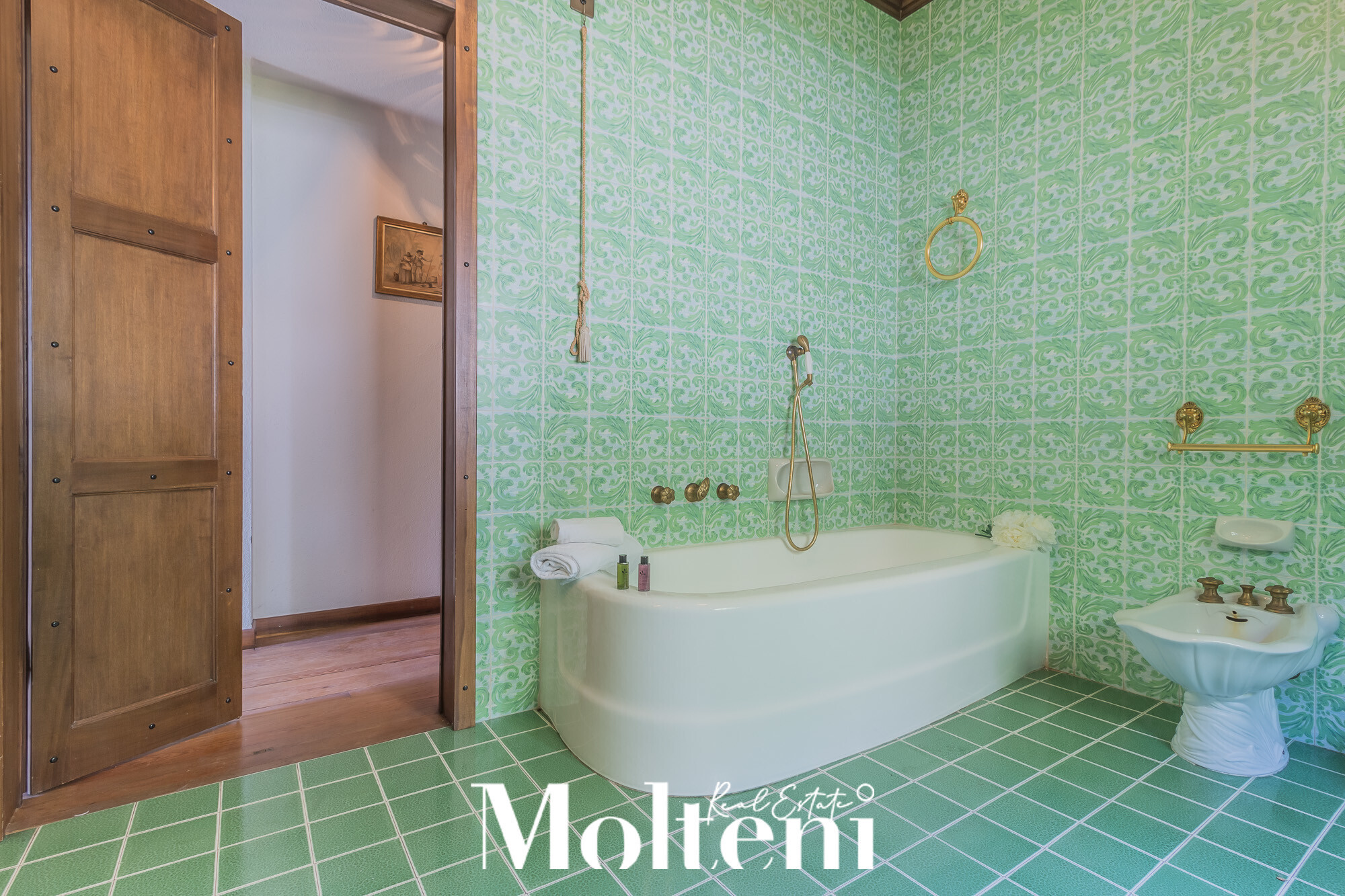 molteni-immobiliare-real-estate-varenna-villa-indipendente-con-darsena-privata-vista-lago-como-lake-villa-for-sale-private-dock-varenna (34)