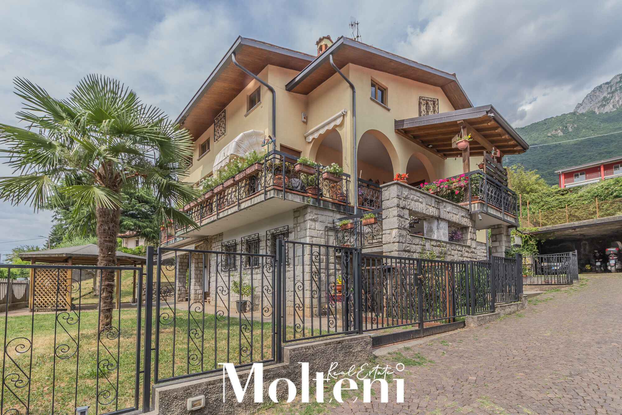 molteni_real_estate_casa_mandello_del_lario_vendita_house_for_sale (23)