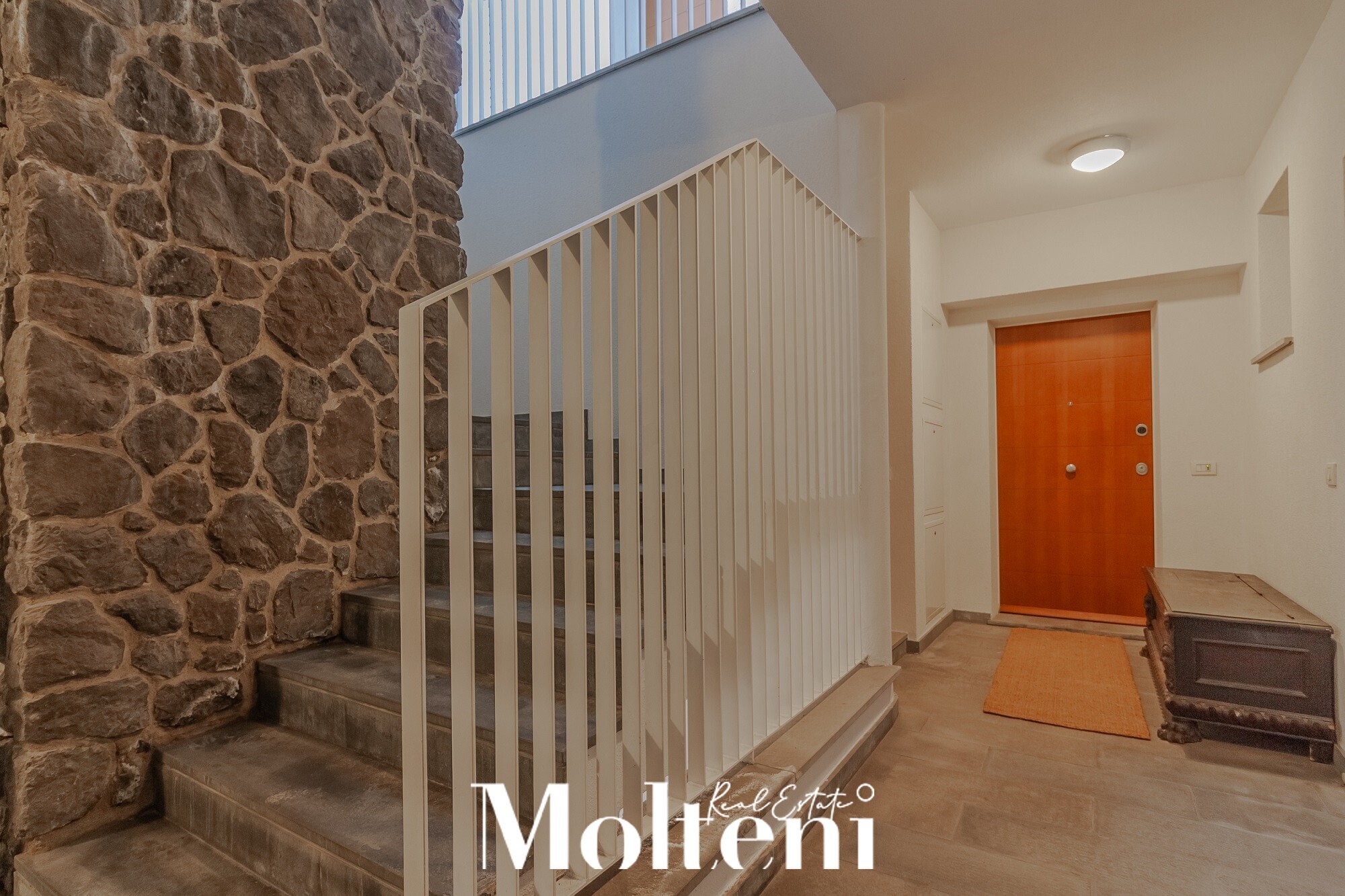 moltenirealestate_quadrilocale_fourroom_malgrate_lecco_forsale_vendita_appartamento_apartment_vistalago_lakeview_garage (36)