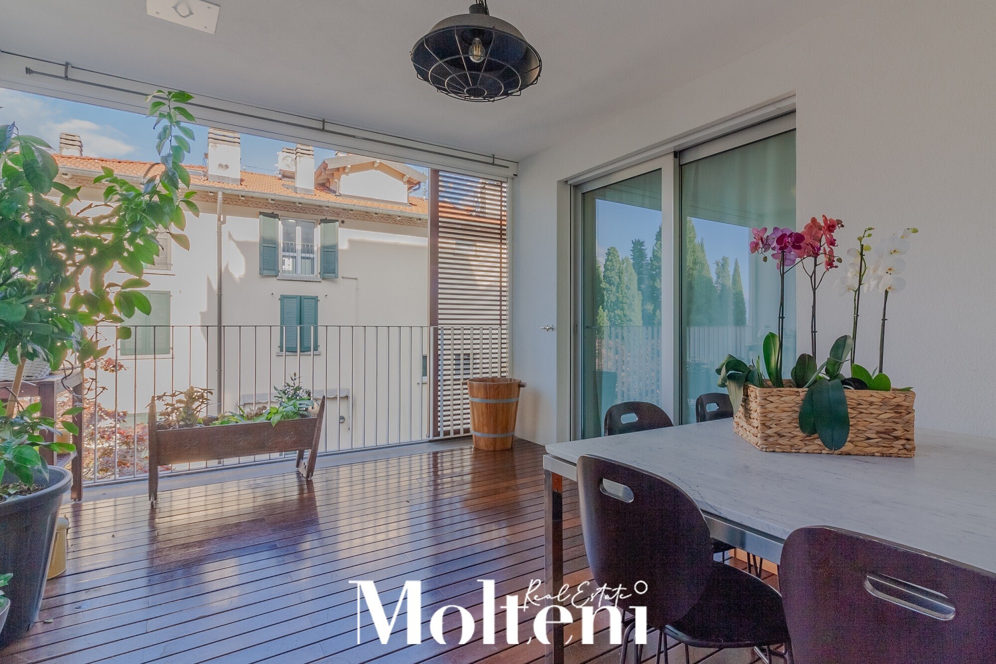 moltenirealestate_quadrilocale_fourroom_malgrate_lecco_forsale_vendita_appartamento_apartment_vistalago_lakeview_garage (3)