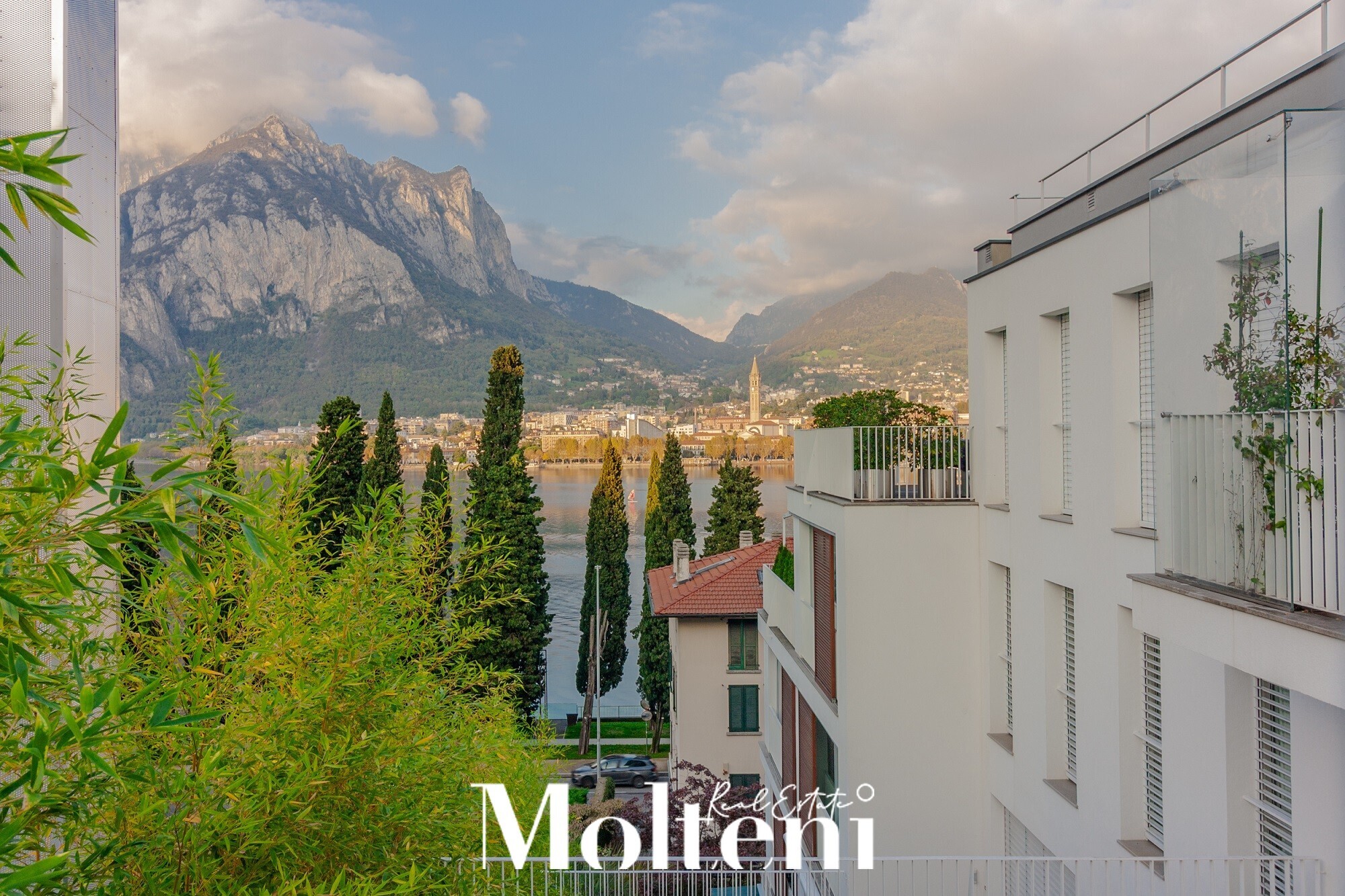 moltenirealestate_quadrilocale_fourroom_malgrate_lecco_forsale_vendita_appartamento_apartment_vistalago_lakeview_garage (34)