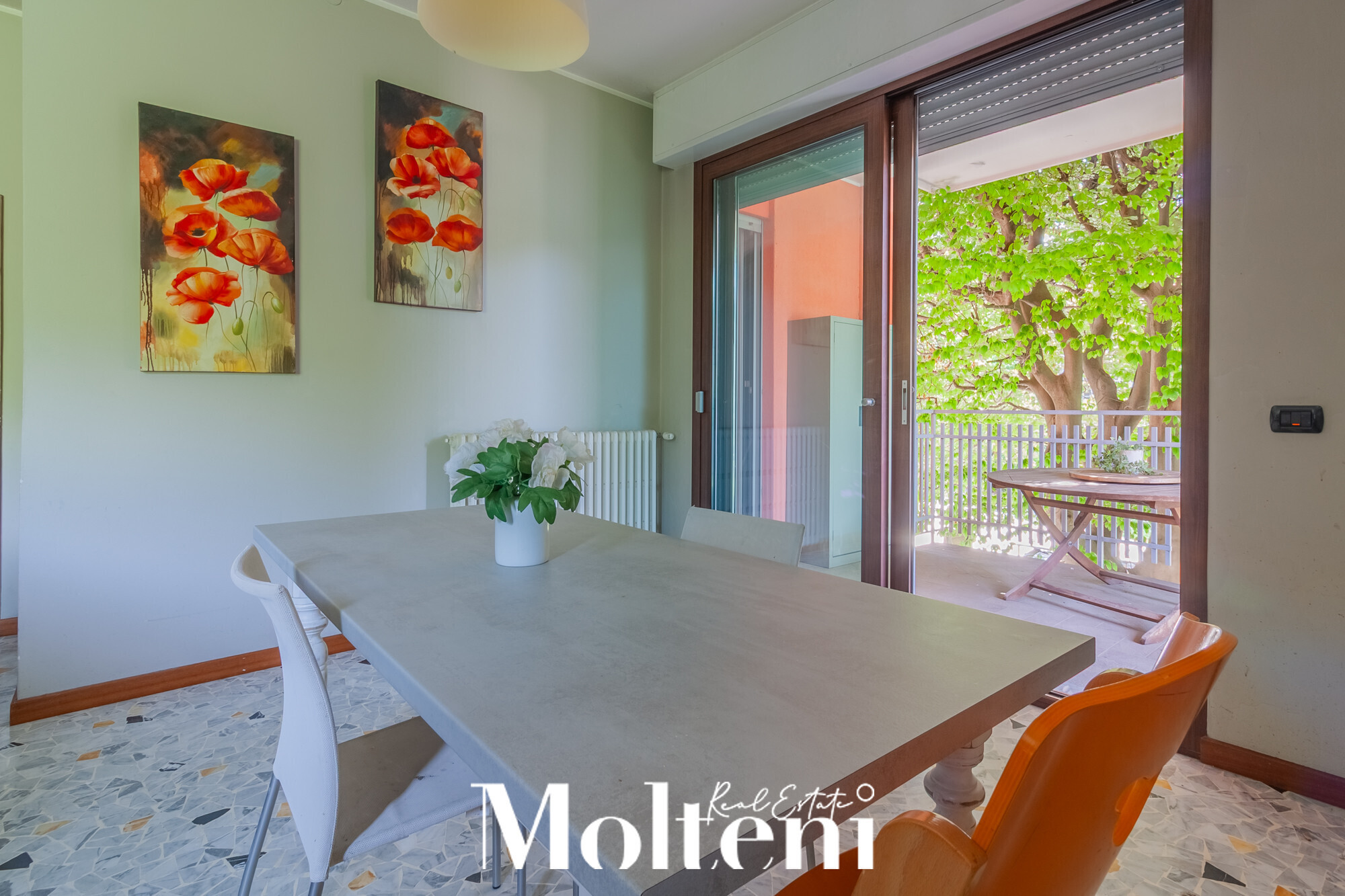 moltenirealestate_villa_mandellodellario_mandello_forsale_vendita_garden_giardino_garage (11)