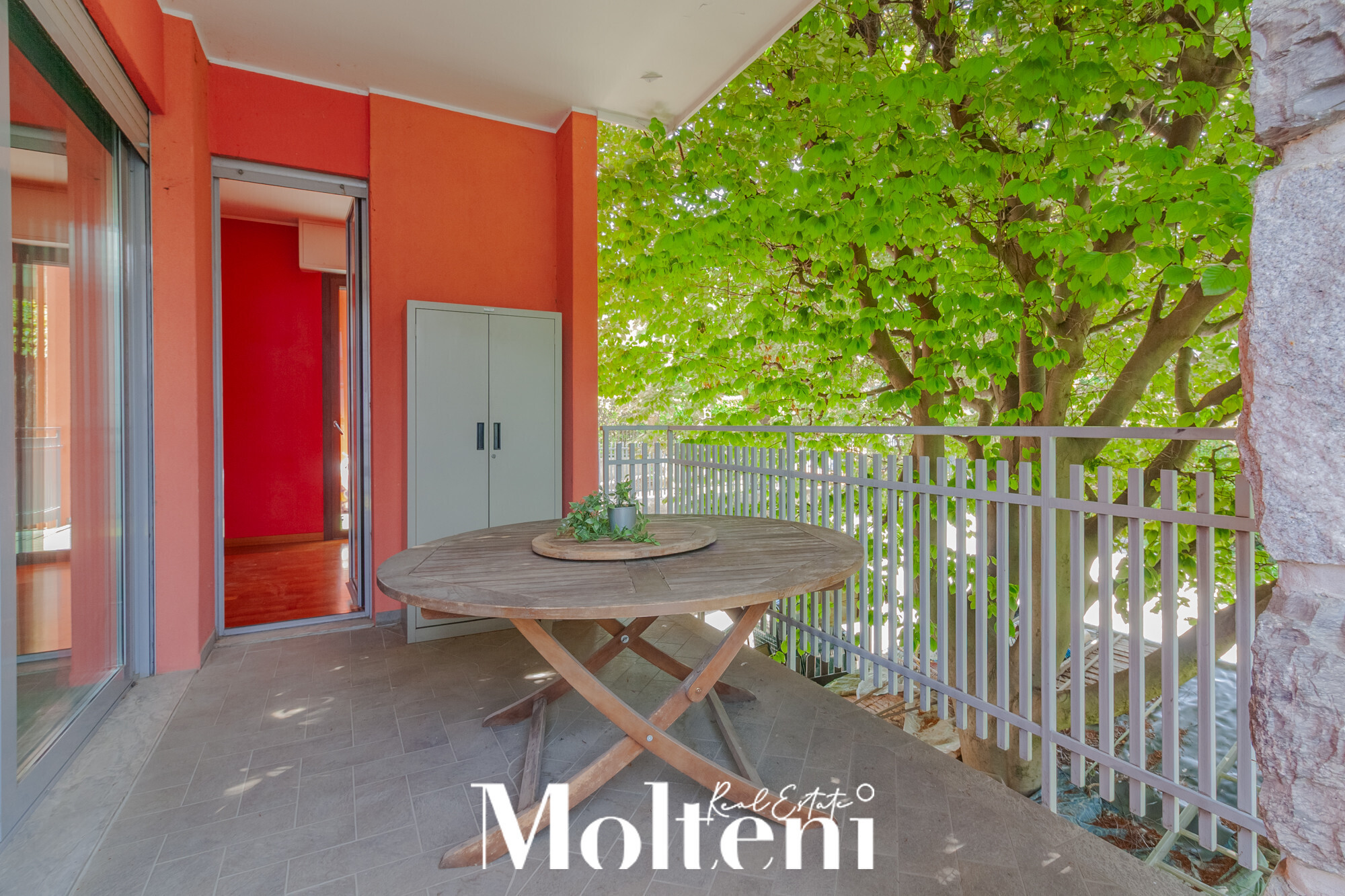moltenirealestate_villa_mandellodellario_mandello_forsale_vendita_garden_giardino_garage (12)