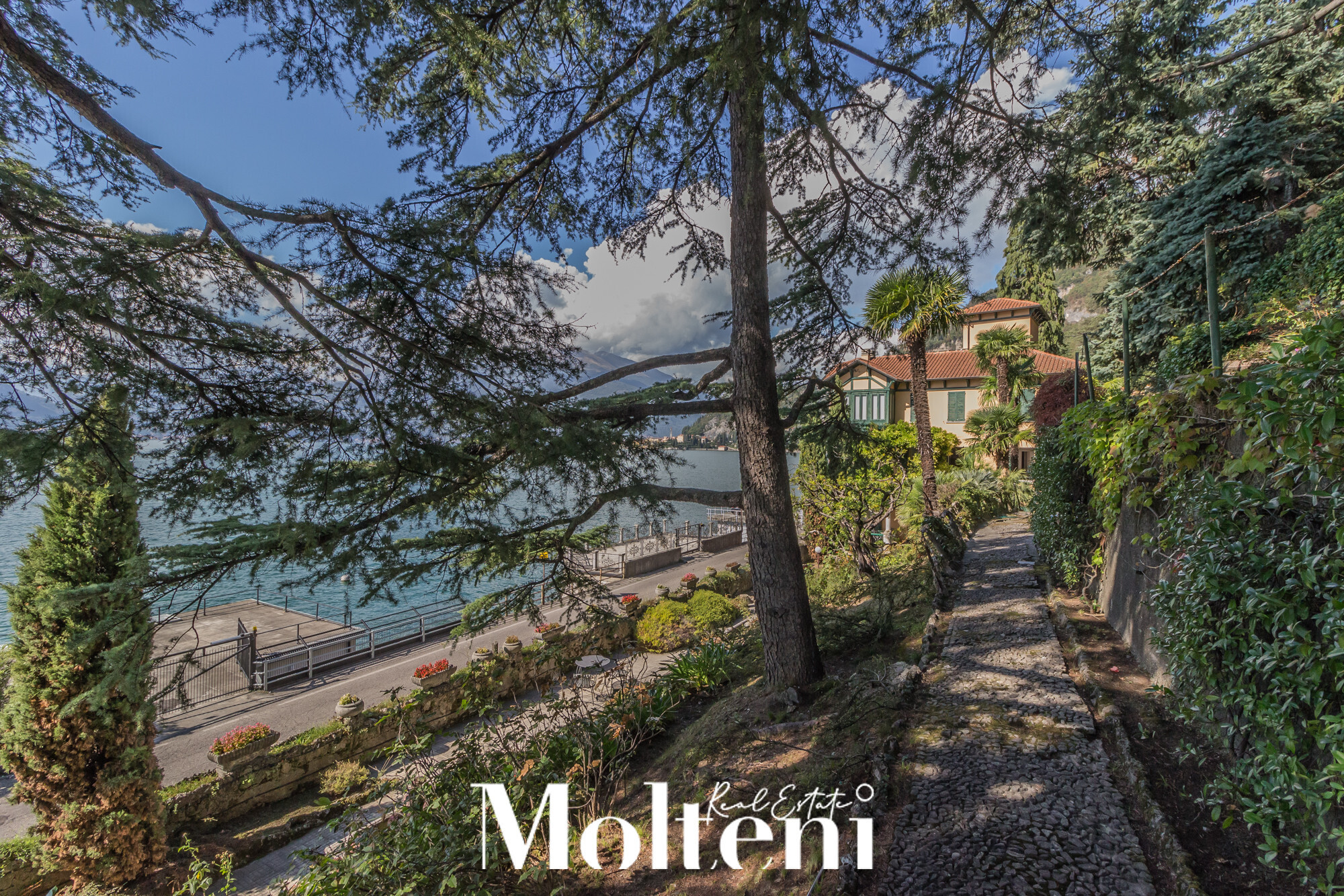 molteni-real-estate-varenna-appartamento-apartment-vendesi-for-sale -vistalago-lakeview-garden-giardino (0.4)