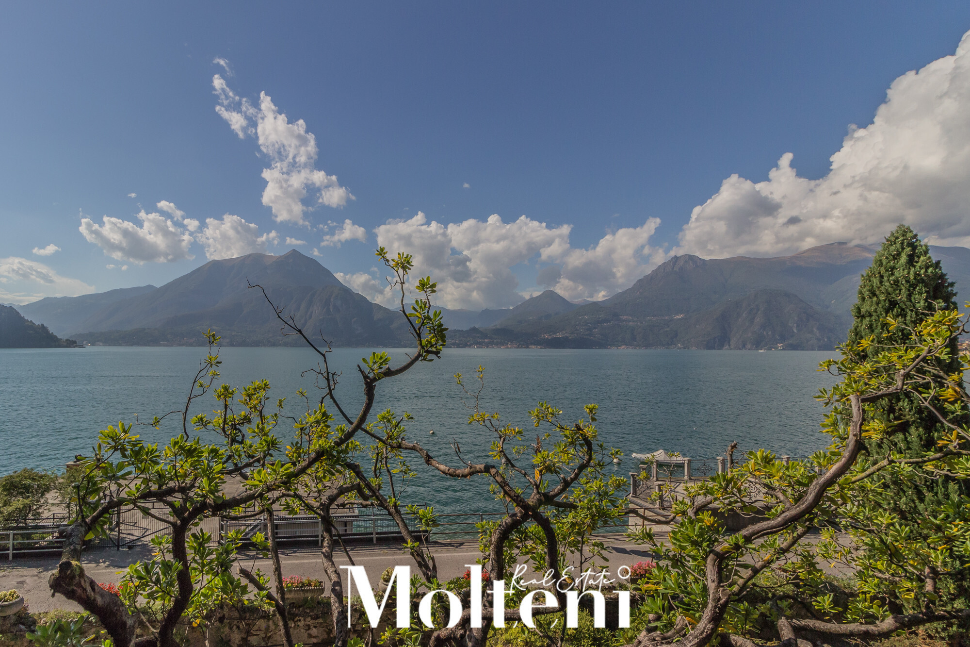 molteni-real-estate-varenna-appartamento-apartment-vendesi-for-sale -vistalago-lakeview-garden-giardino (0.2)
