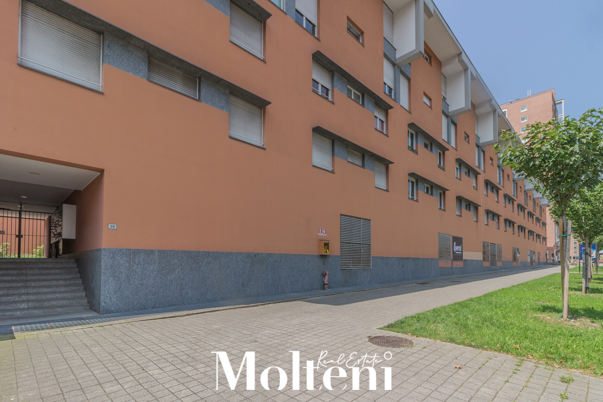 moltenirealestate_lecco_forrent_affitto_camera_room (66)