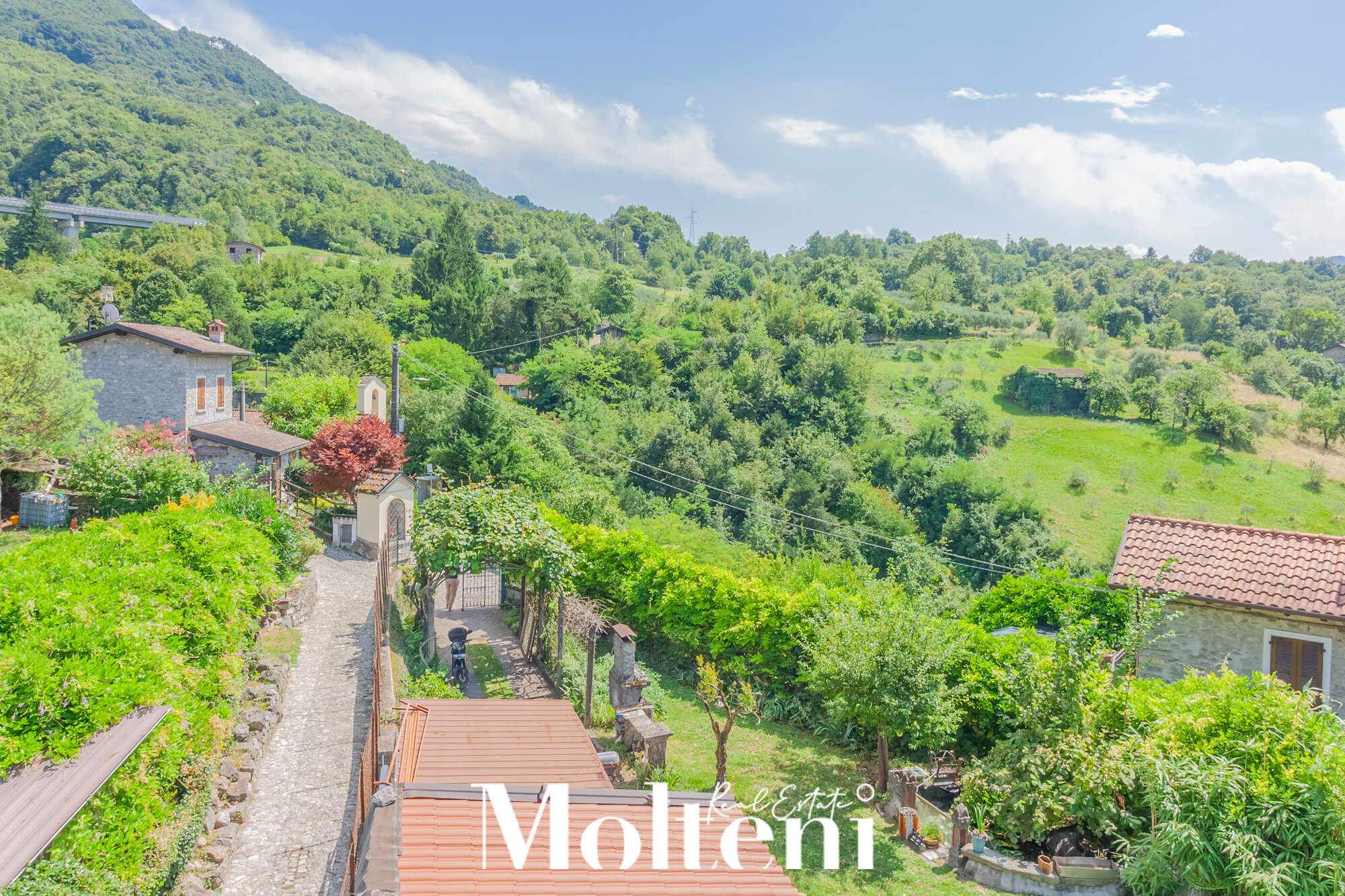 lierna-casa-house-vistalago-lakeview-balcone-balcony-giardino-garden-vendita-forsale-lakecomo-moltenirealestate-molteniexclusive (19)