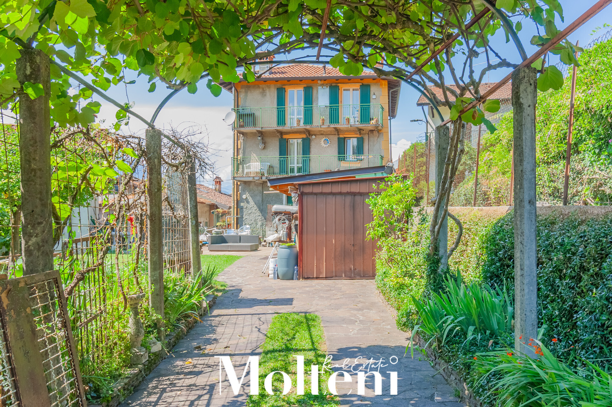 lierna-casa-house-vistalago-lakeview-balcone-balcony-giardino-garden-vendita-forsale-lakecomo-moltenirealestate-molteniexclusive (3)