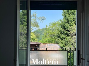 molteni-real-estate-carenno-appartamento-apartments-vendesi-for-sale-garage (2)