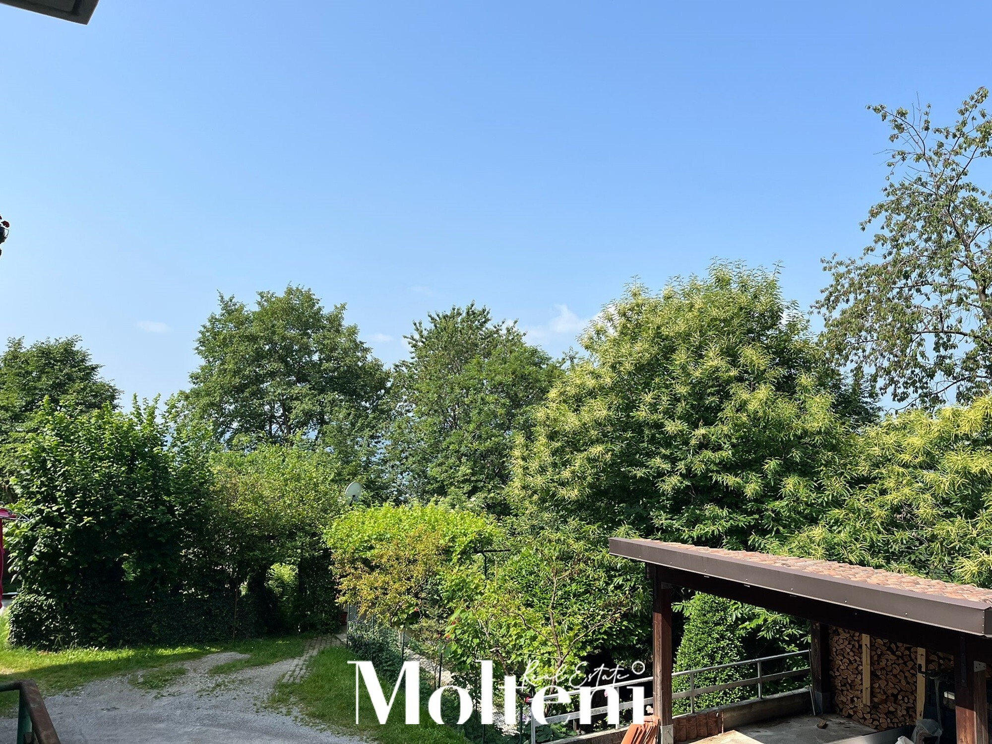 molteni-real-estate-carenno-appartamento-apartments-vendesi-for-sale-garage (1)