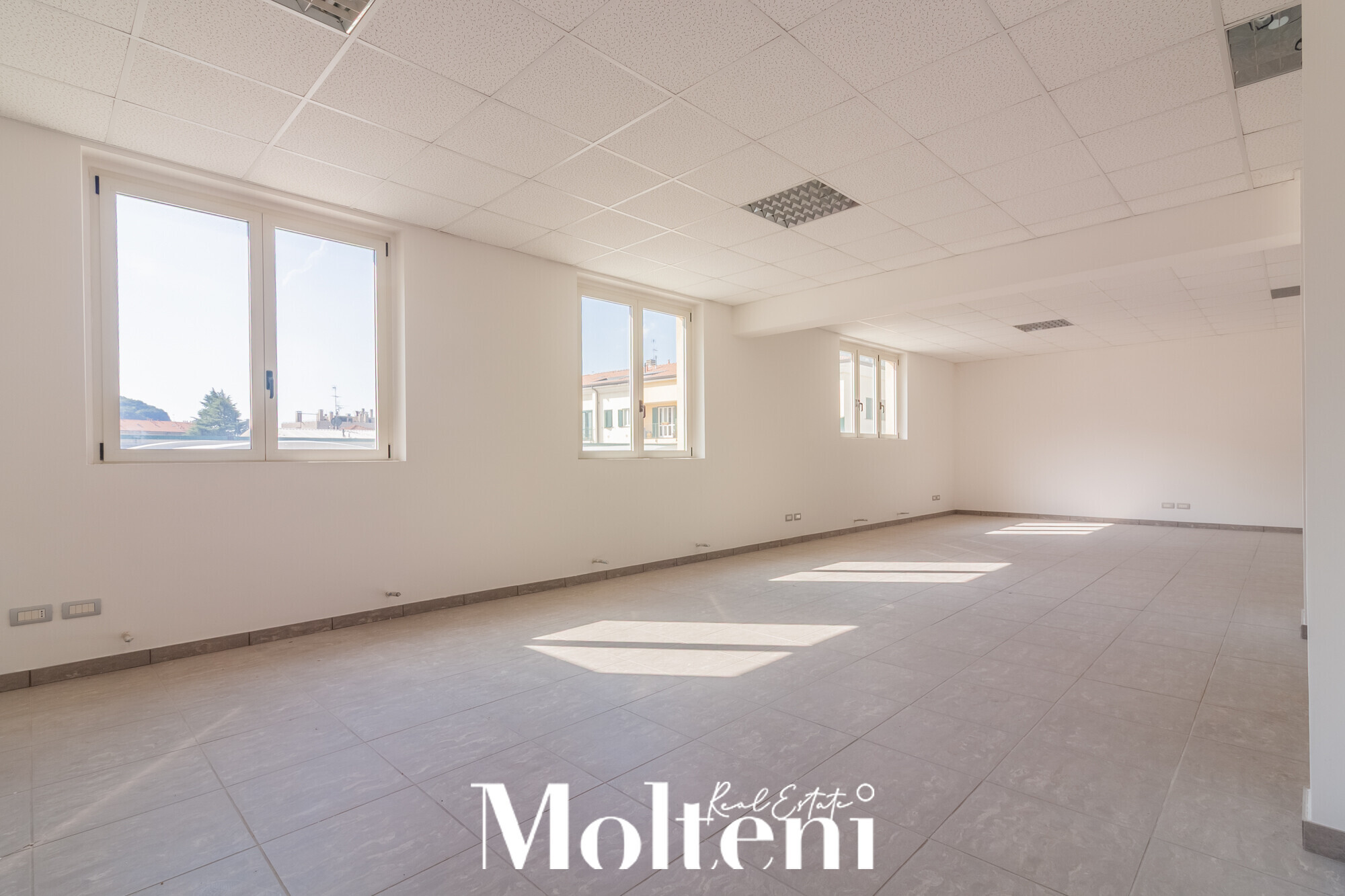 lecco_molteni_real_estate_attivitàcommerciale_commercialactivity_ufficio_office (1)