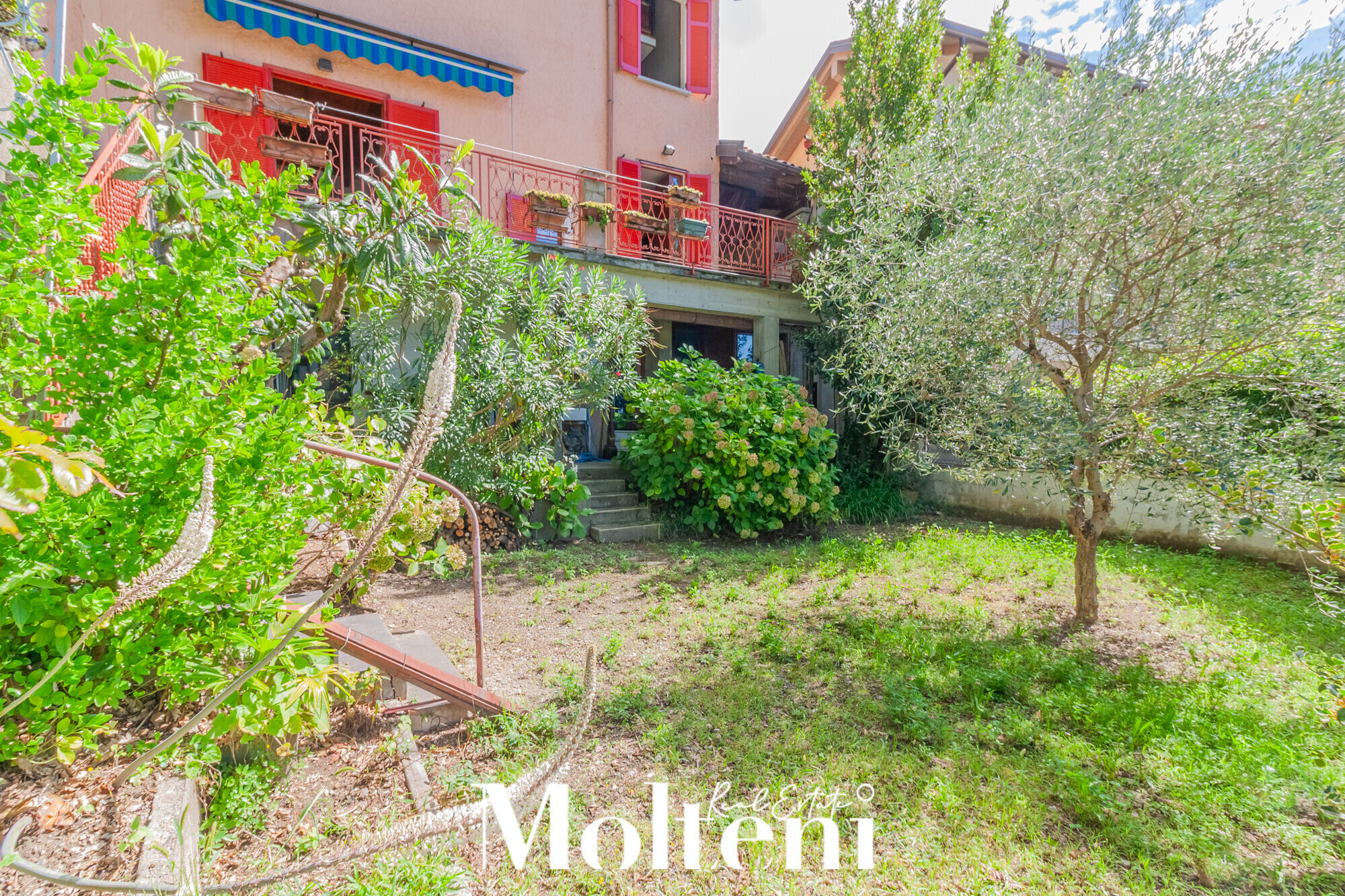 molteni_real_estate_casa_house_vendita_forsale_perledo_vista_lago_lake_view_giardino_garden_ (31)