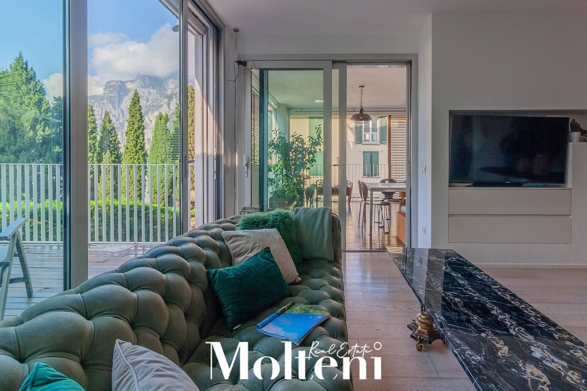 moltenirealestate_quadrilocale_fourroom_malgrate_lecco_forsale_vendita_appartamento_apartment_vistalago_lakeview_garage (6)
