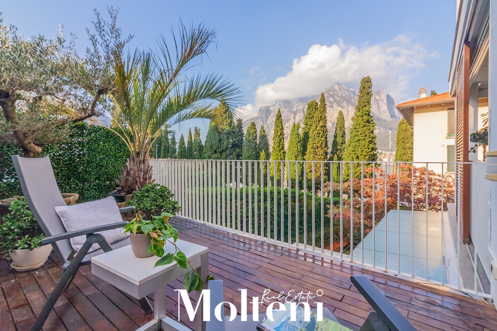 moltenirealestate_quadrilocale_fourroom_malgrate_lecco_forsale_vendita_appartamento_apartment_vistalago_lakeview_garage (8)