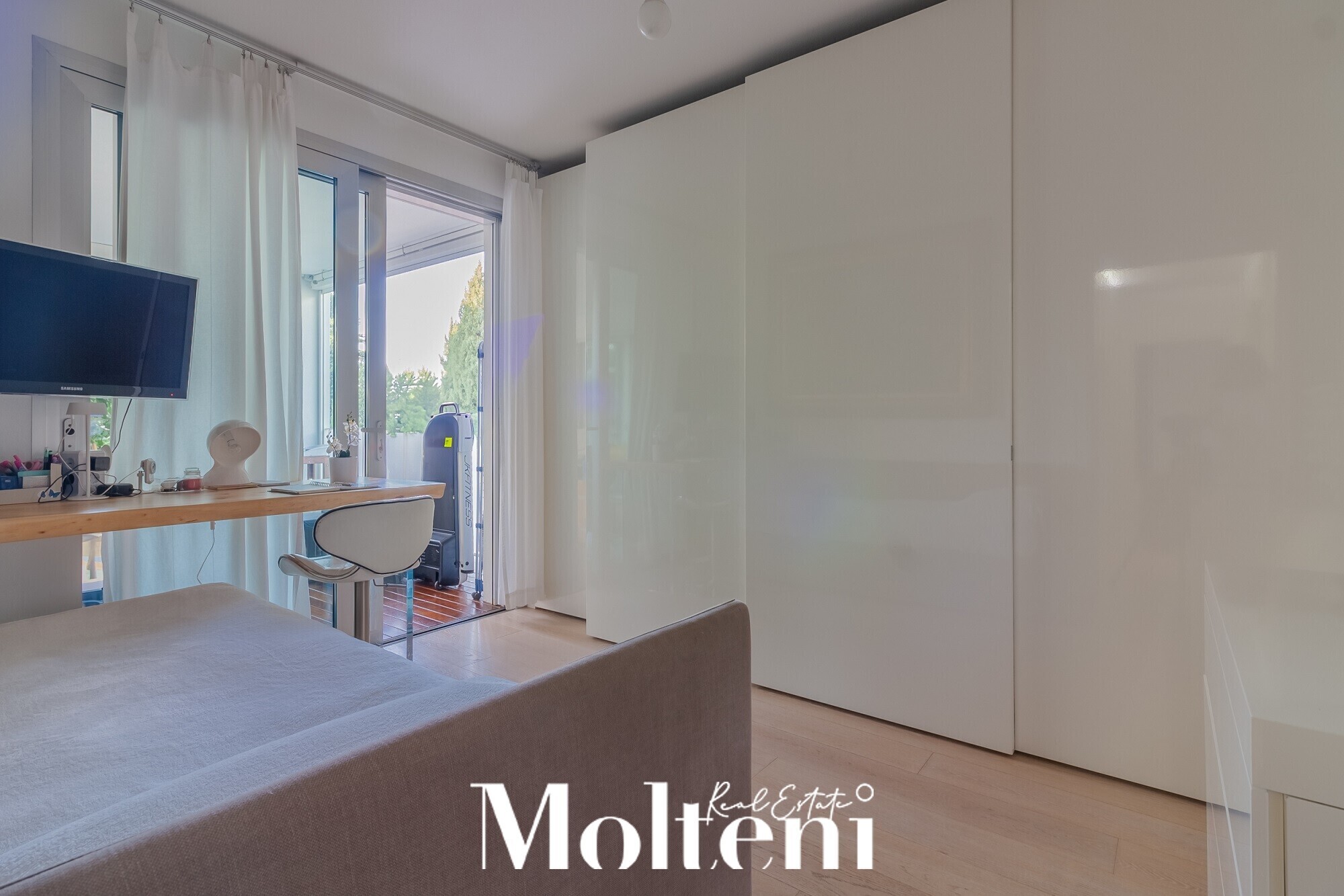 moltenirealestate_quadrilocale_fourroom_malgrate_lecco_forsale_vendita_appartamento_apartment_vistalago_lakeview_garage (26)